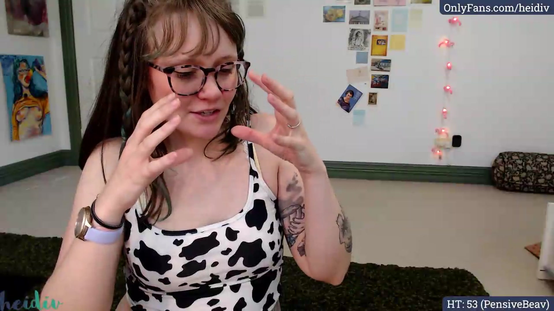Gallery image thumbnail from Heidiv's myfreecams stream on, 07/20/2026, 05:39 image 5 of 20