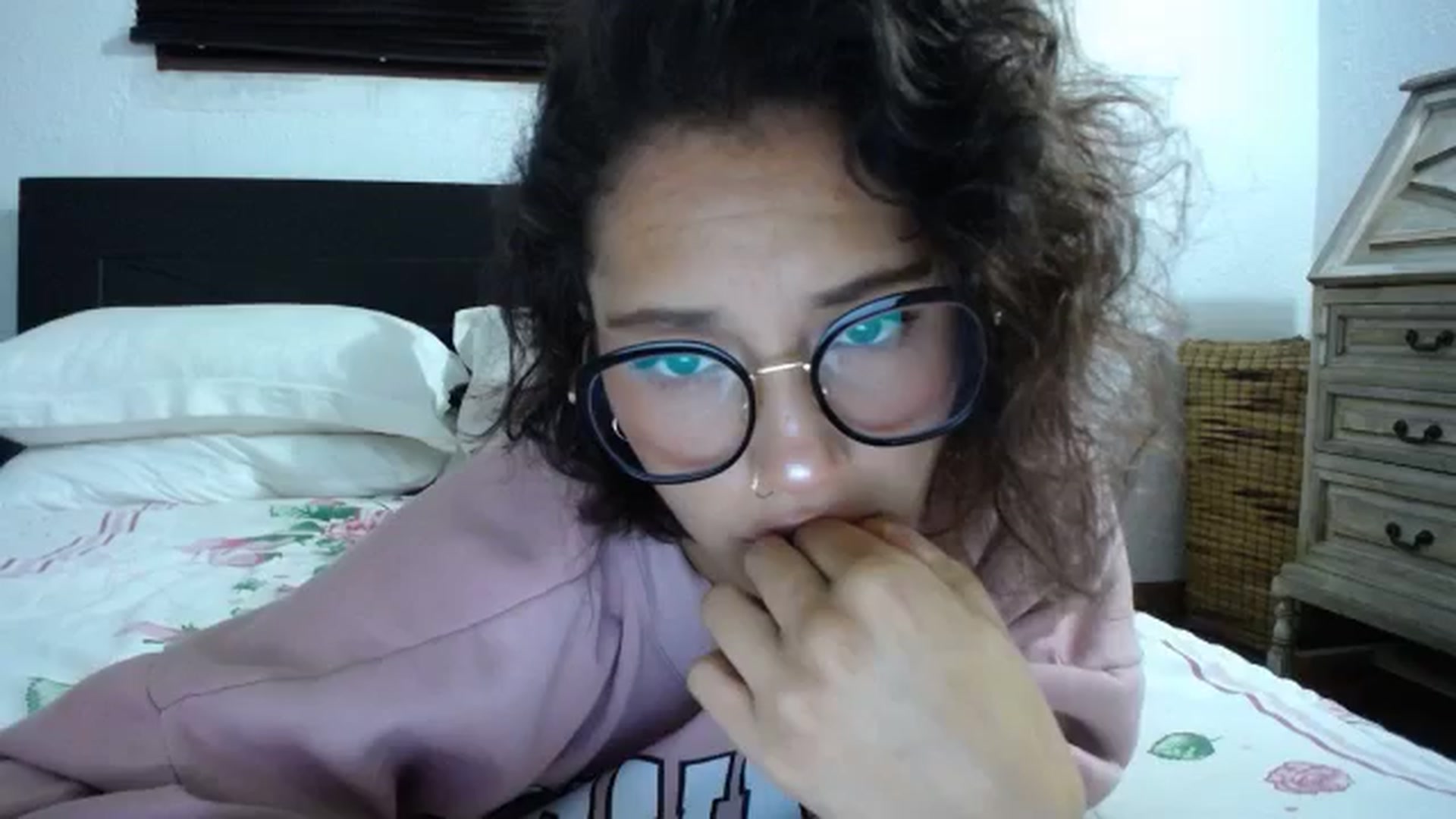 Gallery image thumbnail from Heidy_klum_'s myfreecams stream on, 10/29/2024, 09:19 image 6 of 20
