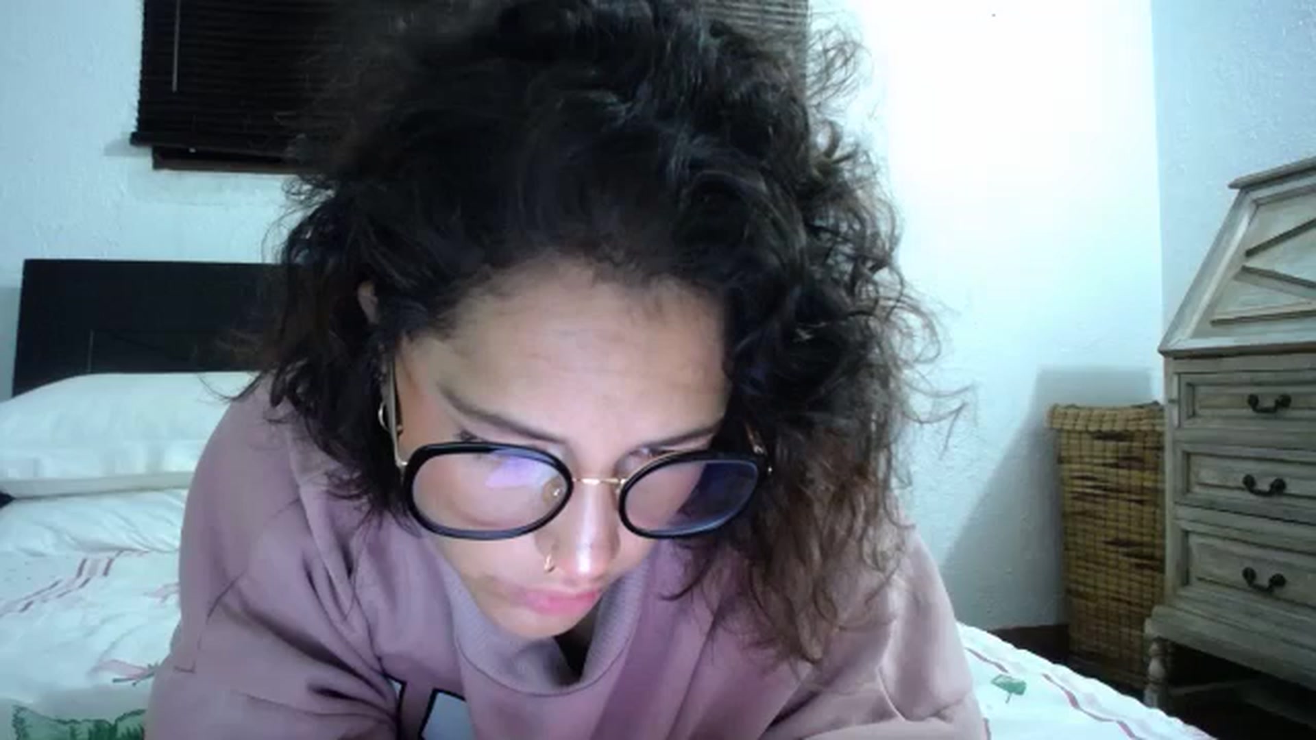 Gallery image thumbnail from Heidy_klum_'s myfreecams stream on, 10/29/2024, 09:19 image 10 of 20