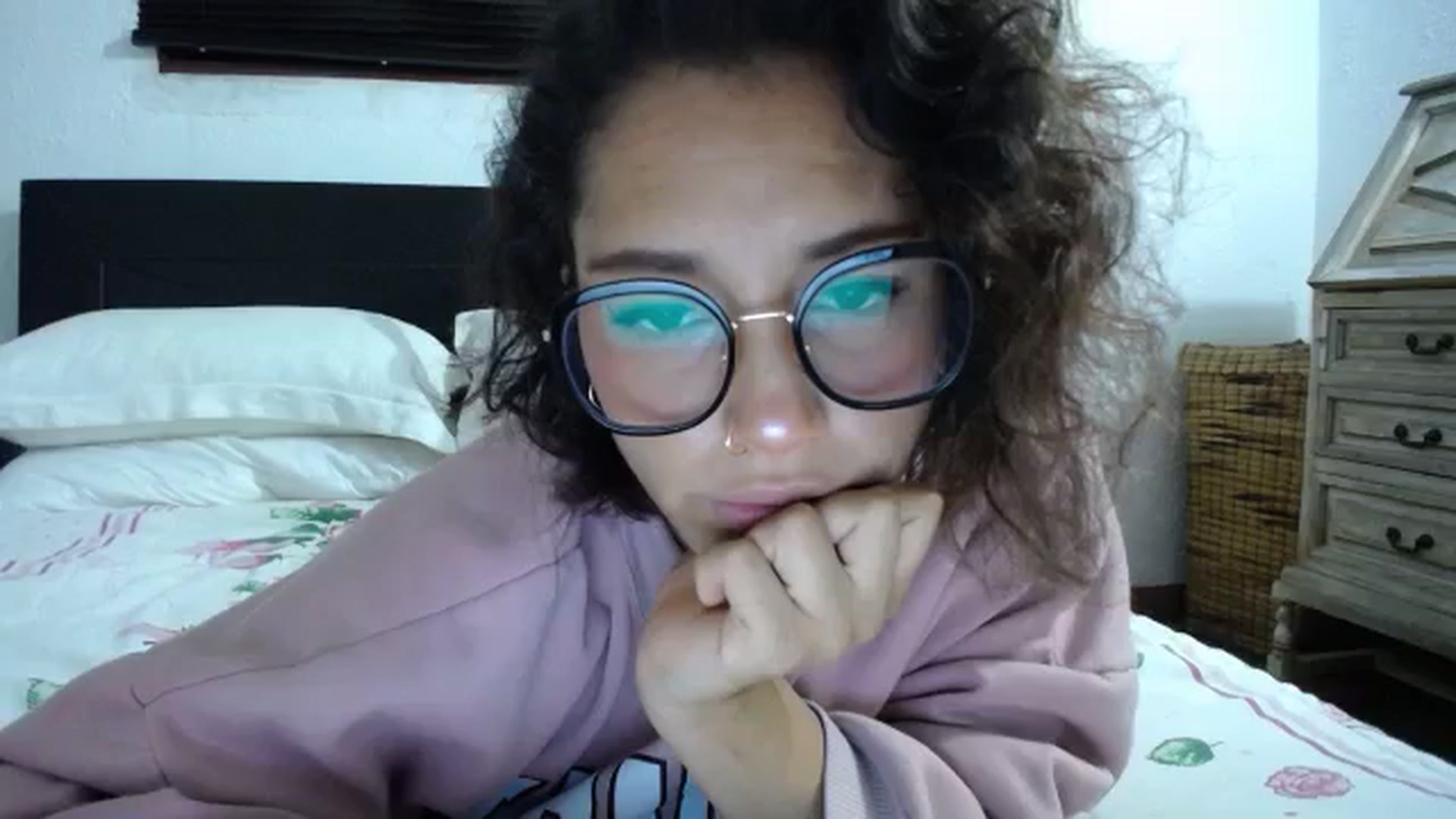 Gallery image thumbnail from Heidy_klum_'s myfreecams stream on, 10/29/2024, 09:19 image 5 of 20