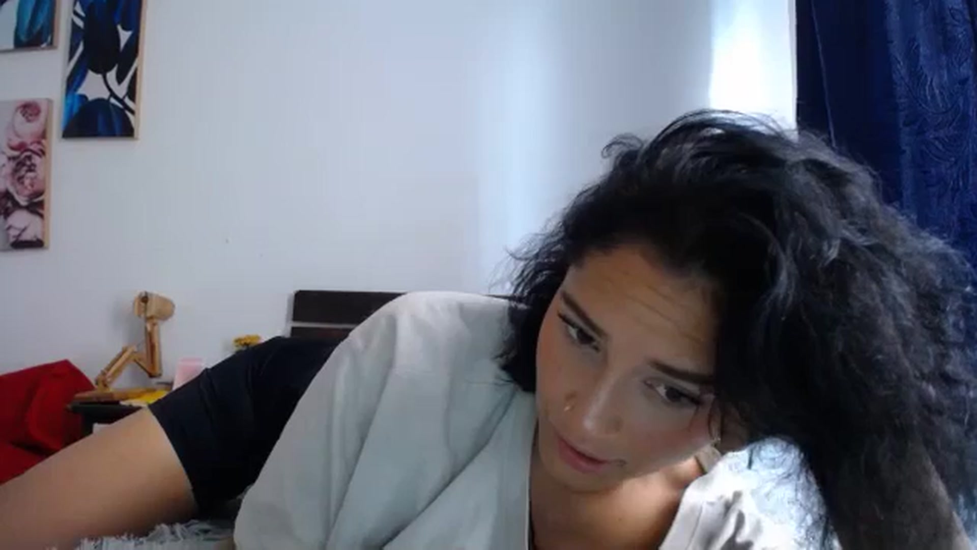 Gallery image thumbnail from Heidy_klum_'s myfreecams stream on, 11/28/2024, 19:54 image 19 of 20