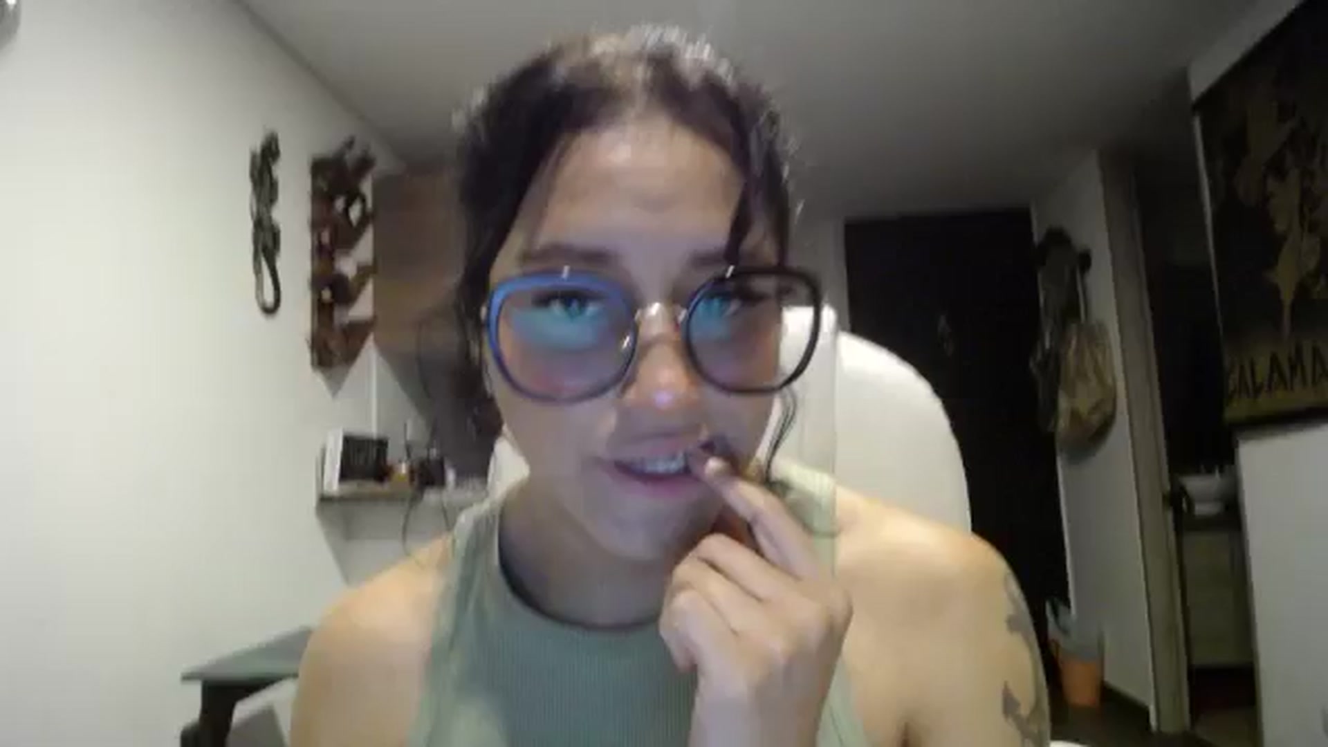 Gallery image thumbnail from Heidy_klum_'s myfreecams stream on, 12/17/2024, 09:11 image 8 of 20