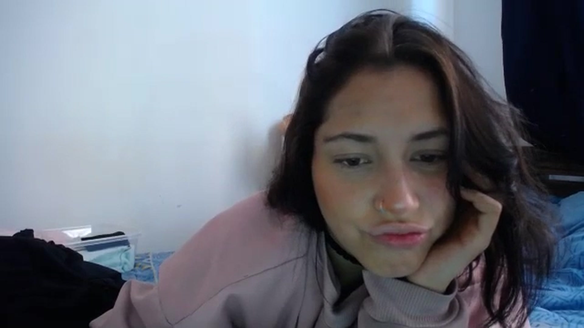 Gallery image thumbnail from Heidy_klum_'s myfreecams stream on, 03/15/2025, 13:42 image 7 of 20