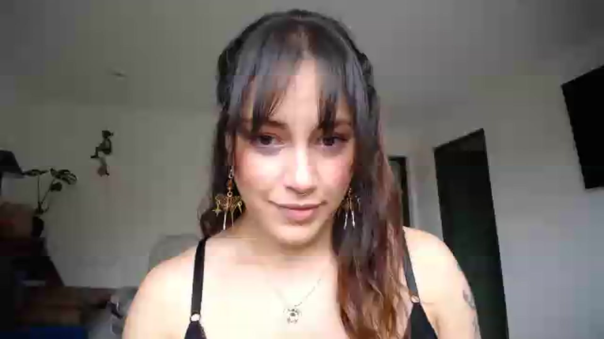 Gallery image thumbnail from Heidy_klum_'s myfreecams stream on, 05/25/2026, 17:30 image 15 of 20
