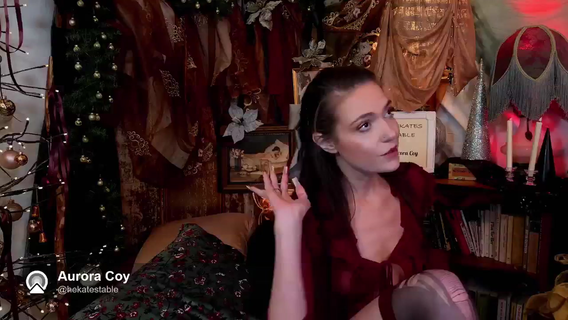 Gallery image thumbnail from HekatesTable's myfreecams stream on, 12/04/2024, 12:25 image 15 of 20