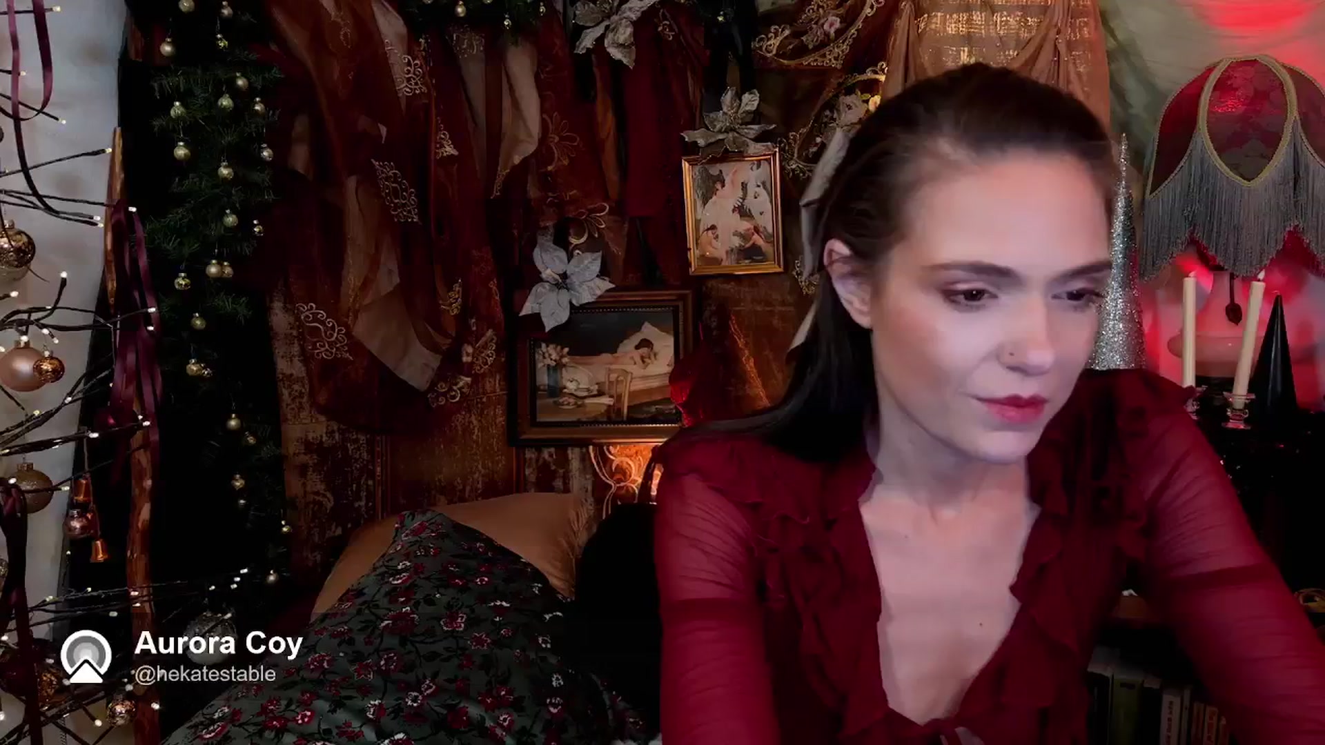 Gallery image thumbnail from HekatesTable's myfreecams stream on, 12/04/2024, 12:25 image 11 of 20