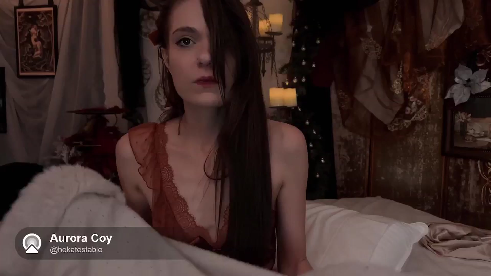 Gallery image thumbnail from HekatesTable's myfreecams stream on, 12/23/2024, 08:04 image 5 of 20