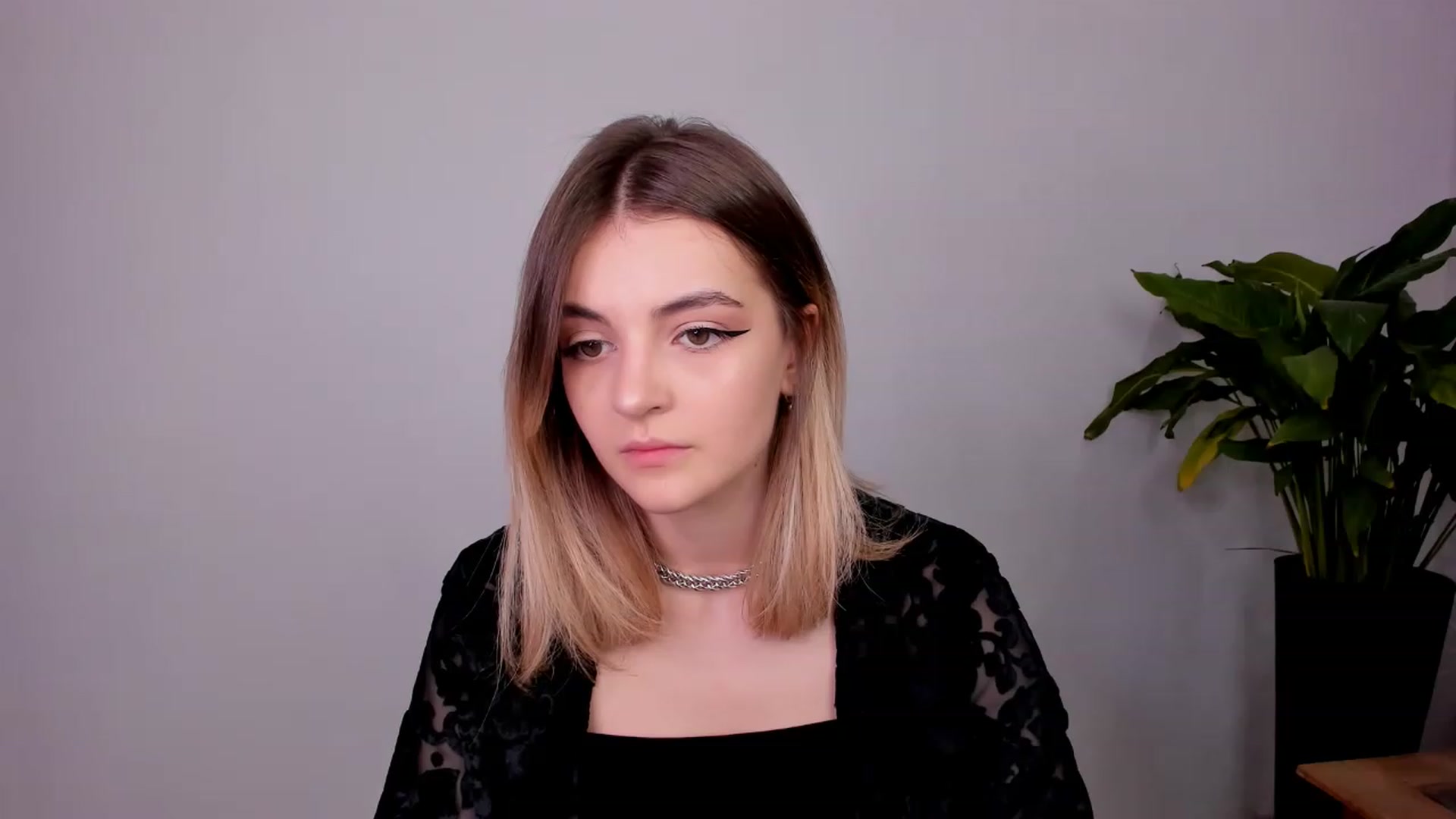 Gallery image thumbnail from HelelGretta's myfreecams stream on, 11/14/2022, 20:04 image 11 of 20