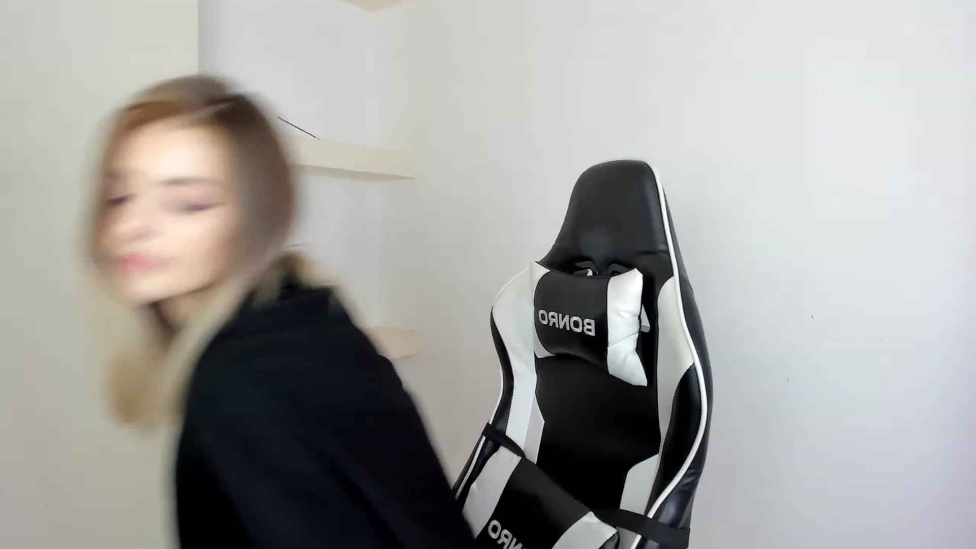 Gallery image thumbnail from HelelGretta's myfreecams stream on, 02/22/2023, 13:05 image 1 of 20