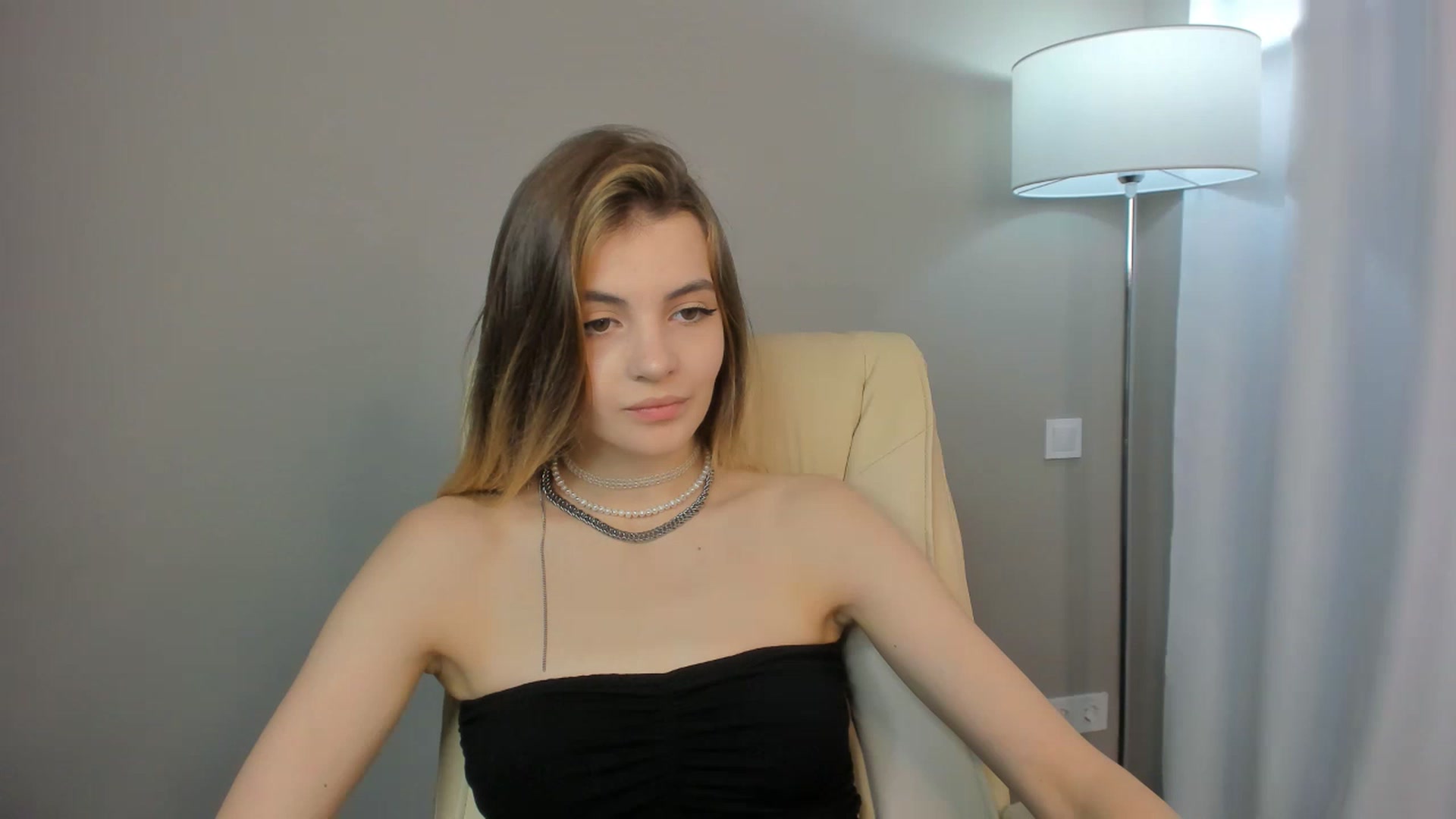 Gallery image thumbnail from HelelGretta's myfreecams stream on, 06/08/2023, 08:32 image 10 of 20