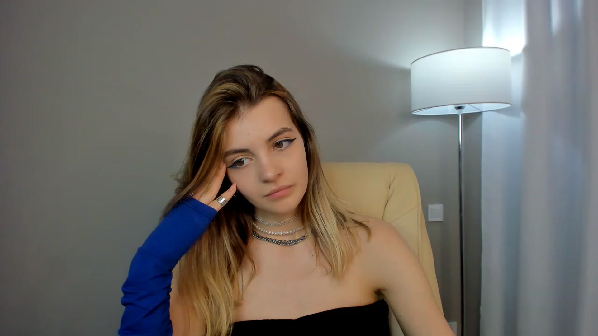 Gallery image thumbnail from HelelGretta's myfreecams stream on, 06/08/2023, 18:55 image 12 of 20