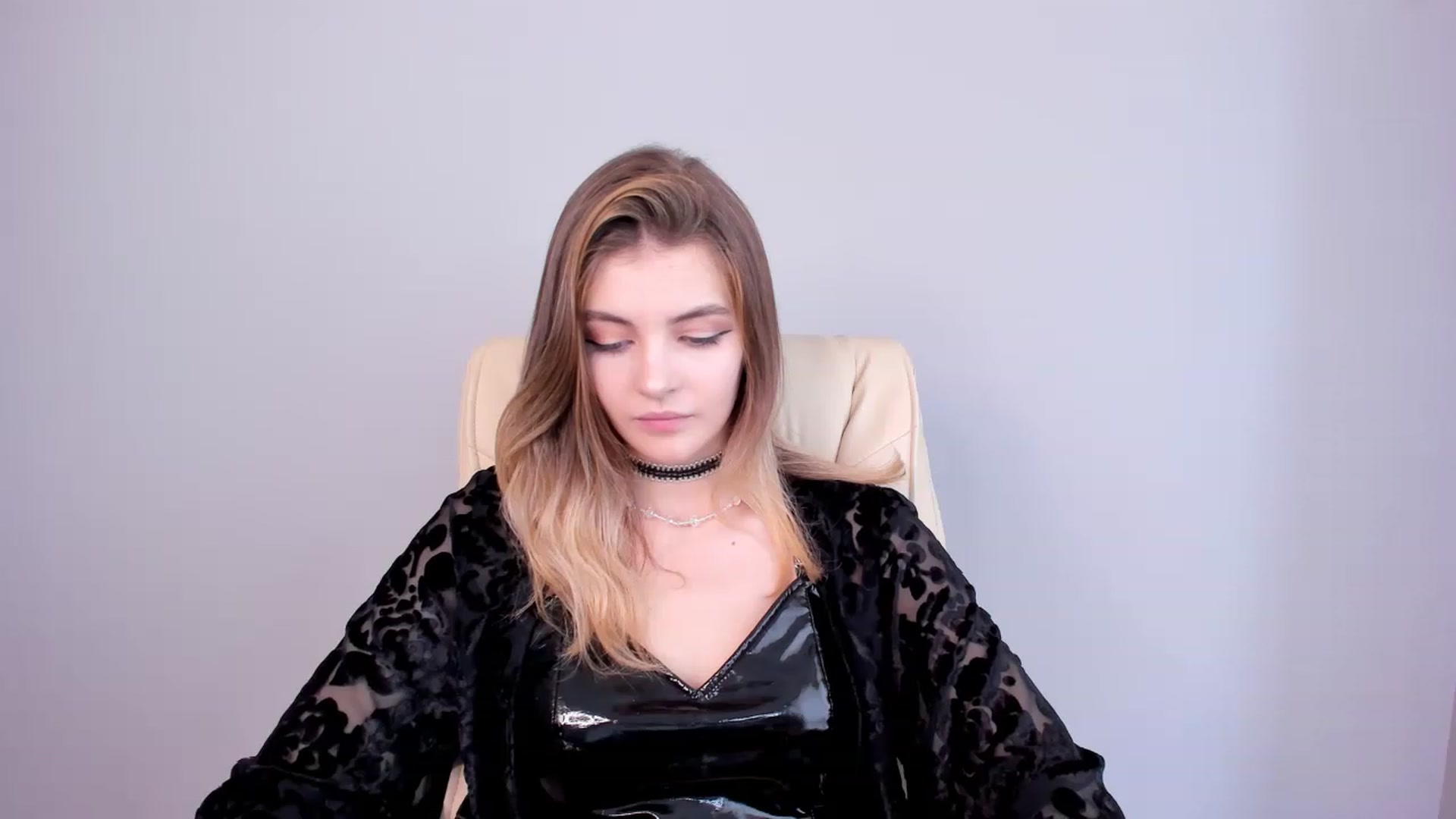 Gallery image thumbnail from HelelGretta's myfreecams stream on, 06/14/2023, 09:28 image 17 of 20