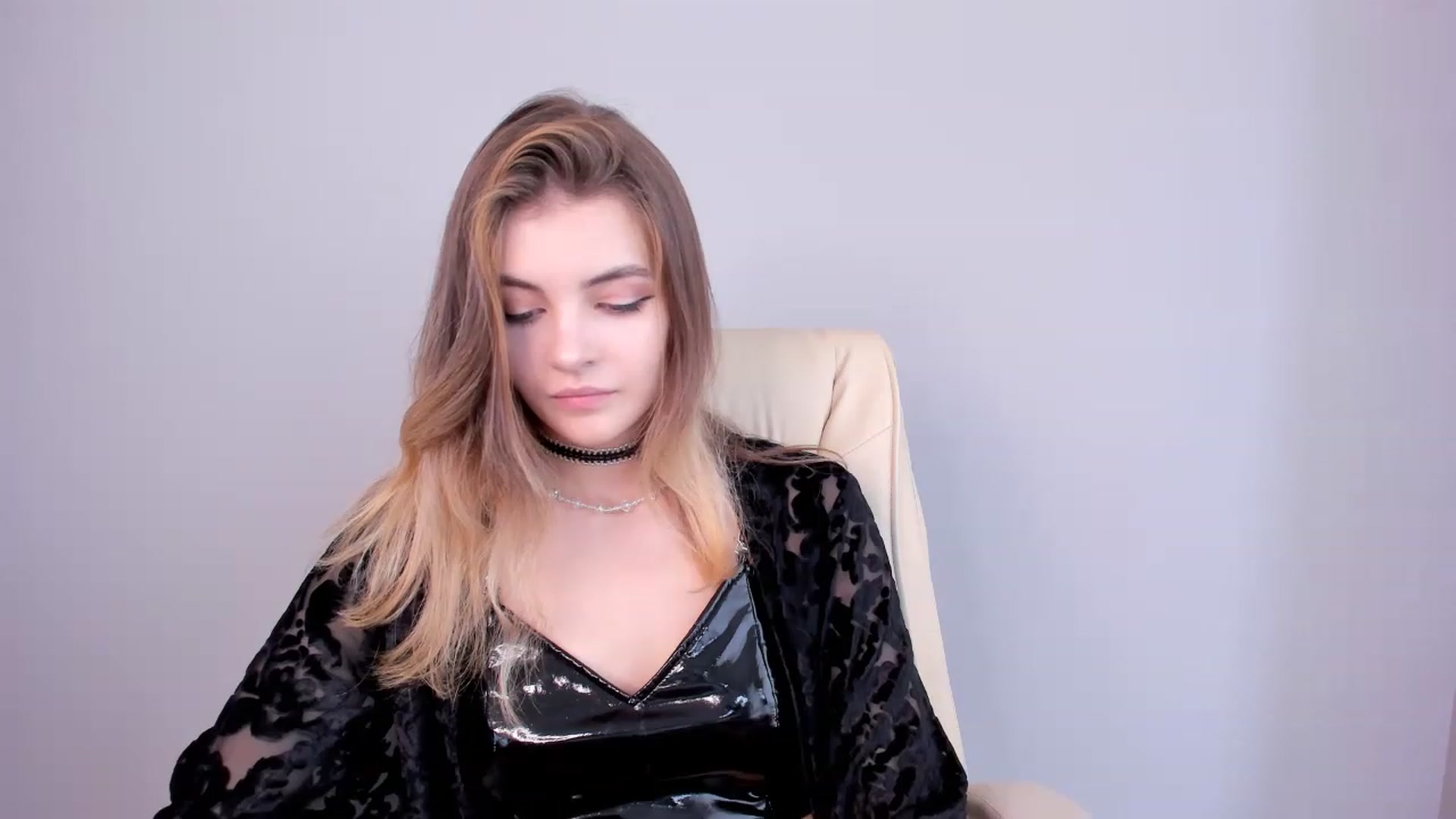 Gallery image thumbnail from HelelGretta's myfreecams stream on, 06/14/2023, 09:28 image 11 of 20