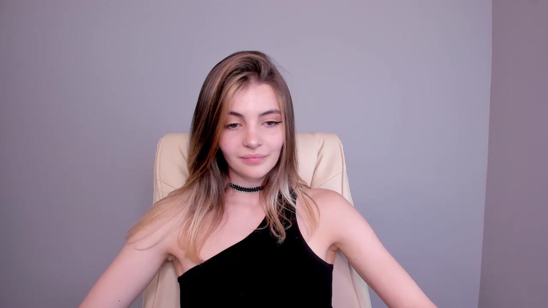 Gallery image thumbnail from HelelGretta's myfreecams stream on, 06/27/2023, 19:19 image 13 of 20