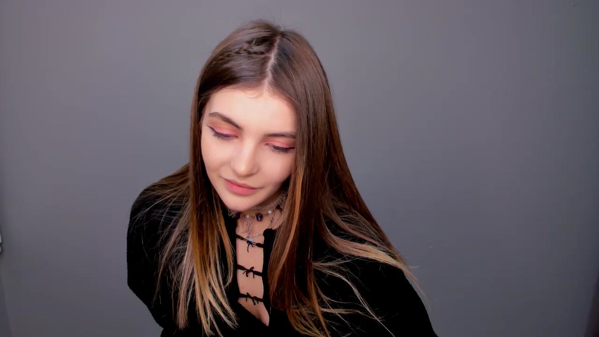 Gallery image thumbnail from HelelGretta's myfreecams stream on, 01/15/2024, 16:05 image 15 of 20