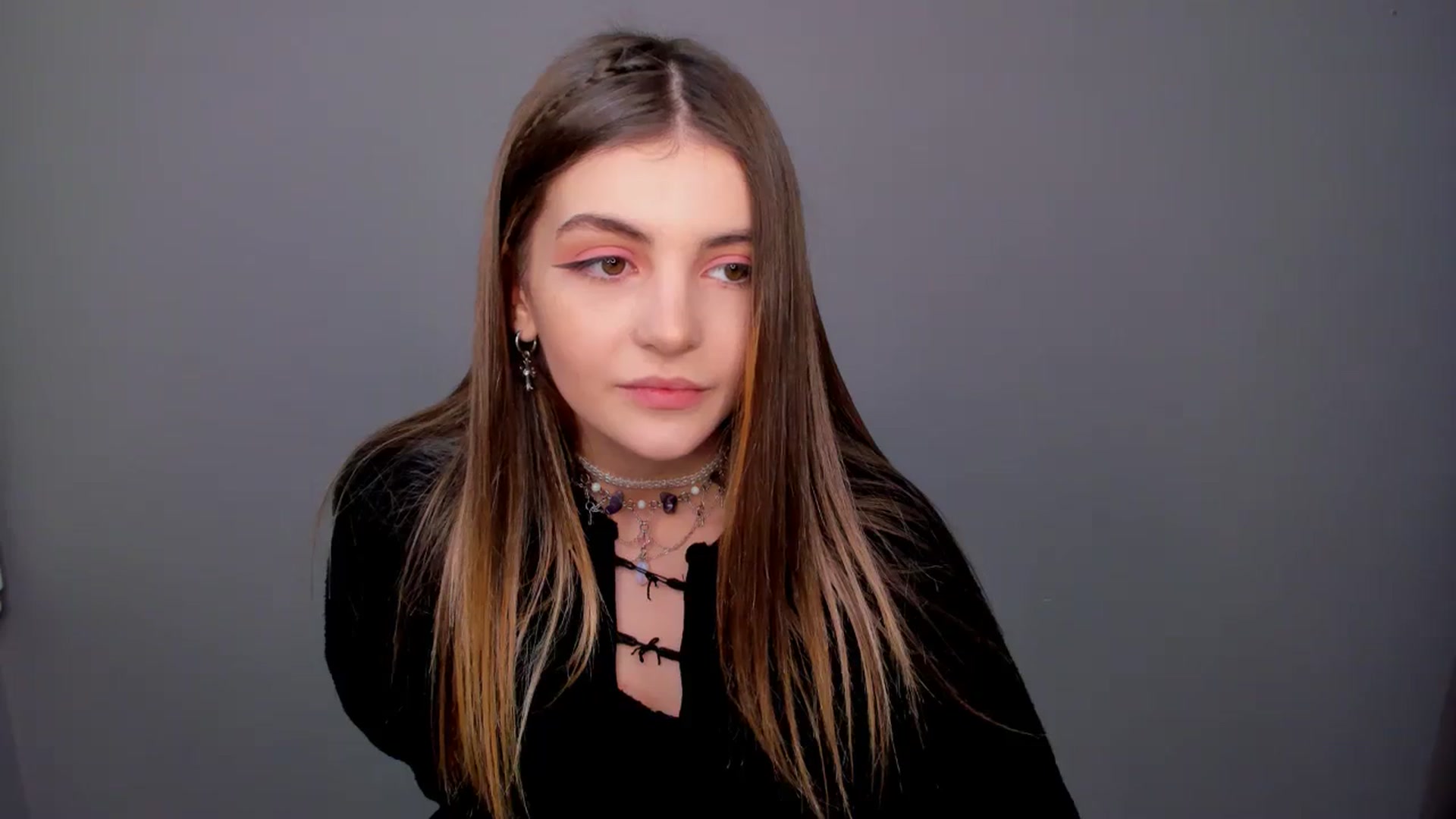 Gallery image thumbnail from HelelGretta's myfreecams stream on, 01/15/2024, 16:05 image 10 of 20