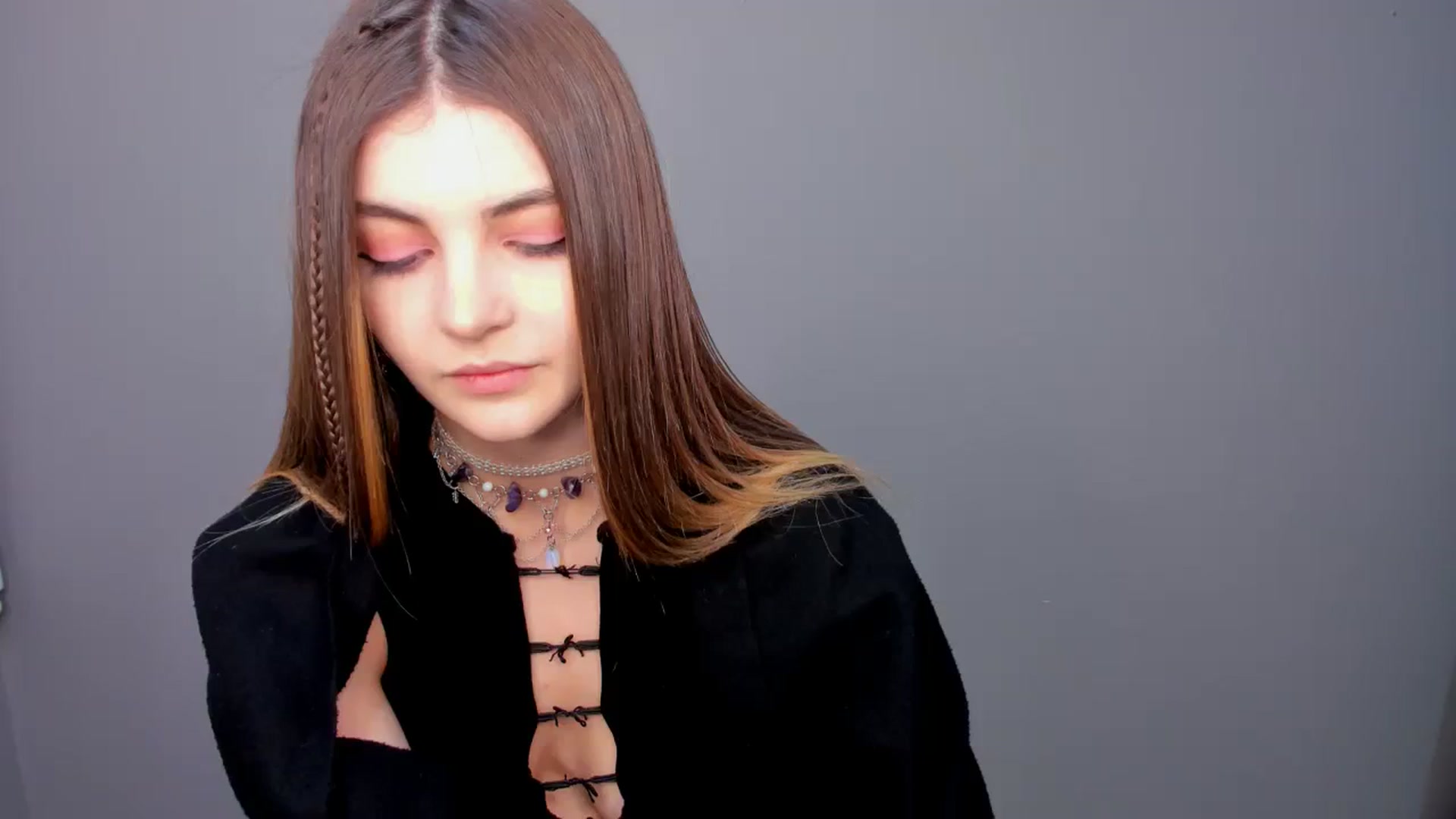 Gallery image thumbnail from HelelGretta's myfreecams stream on, 01/15/2024, 16:42 image 18 of 20