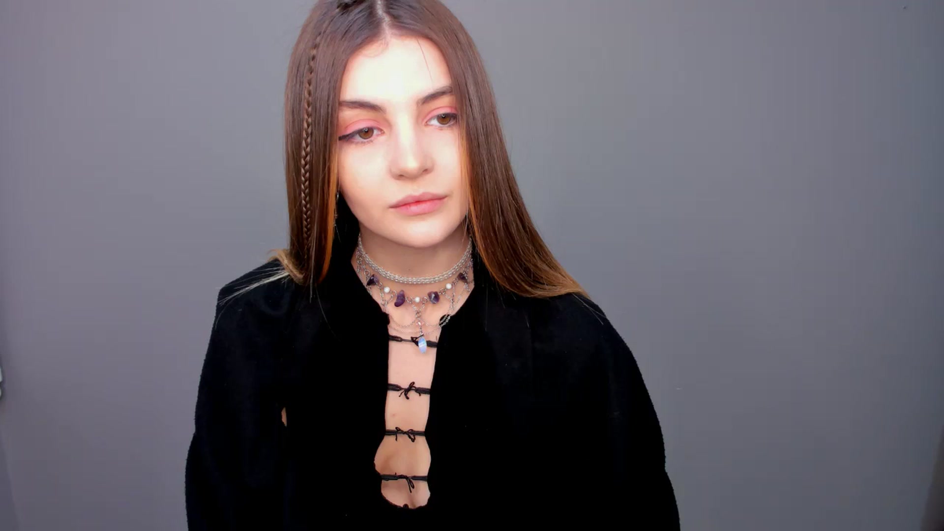 Gallery image thumbnail from HelelGretta's myfreecams stream on, 01/15/2024, 16:42 image 13 of 20