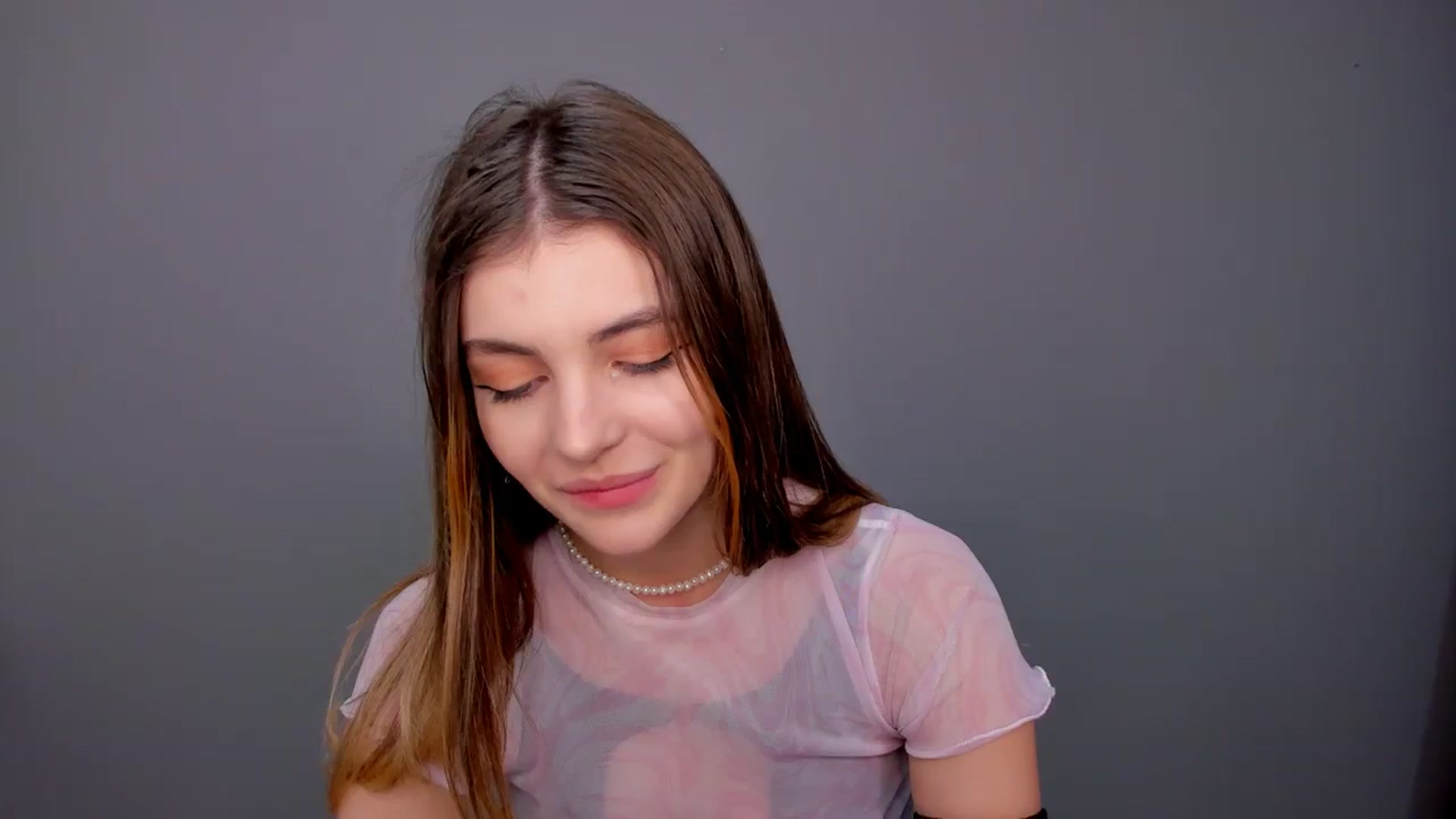 Gallery image thumbnail from HelelGretta's myfreecams stream on, 01/16/2024, 18:58 image 19 of 20