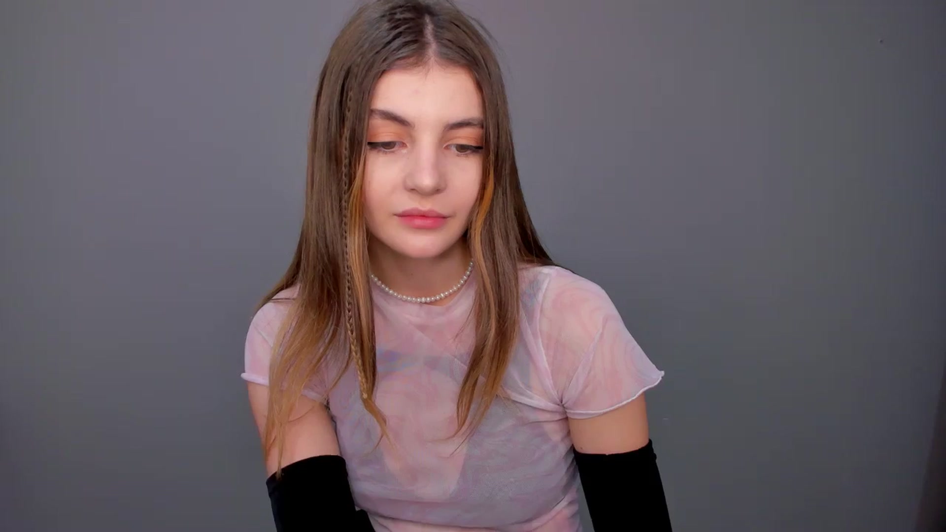 Gallery image thumbnail from HelelGretta's myfreecams stream on, 01/16/2024, 18:58 image 3 of 20