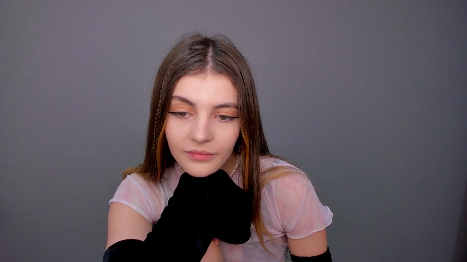 Gallery image thumbnail from HelelGretta's myfreecams stream on, 01/16/2024, 18:58 image 7 of 20