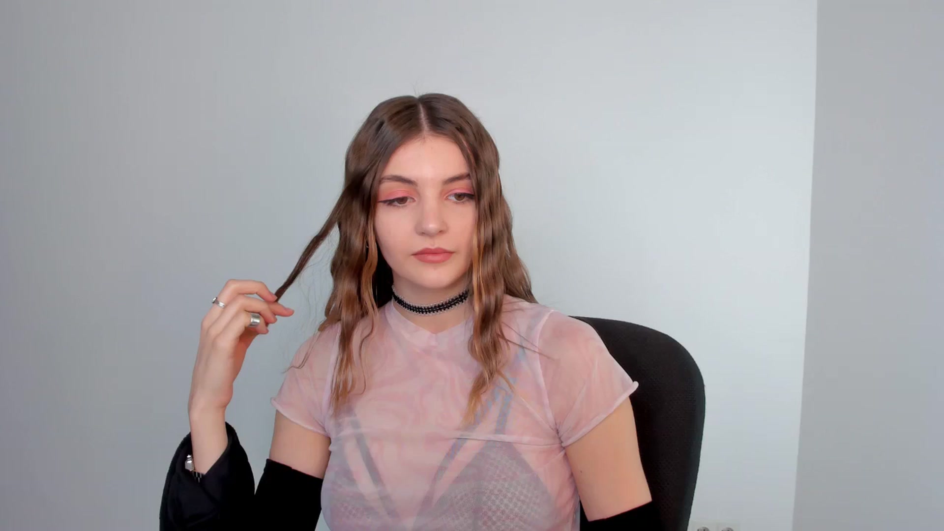 Gallery image thumbnail from HelelGretta's myfreecams stream on, 03/14/2024, 14:52 image 7 of 20