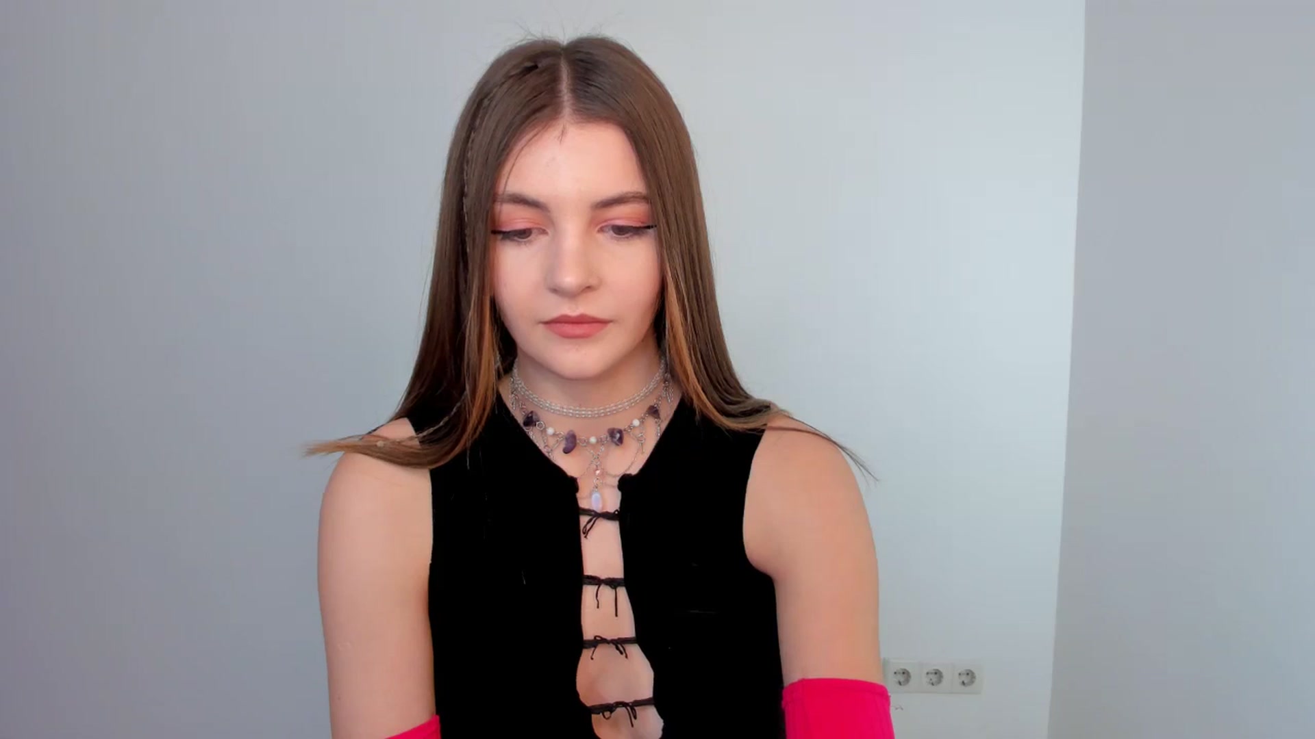 Gallery image thumbnail from HelelGretta's myfreecams stream on, 03/15/2024, 17:18 image 3 of 20