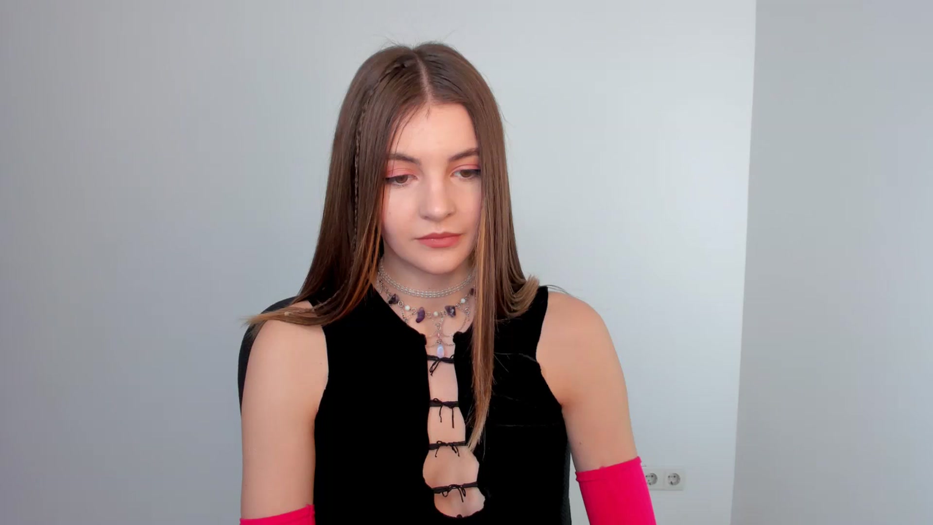 Gallery image thumbnail from HelelGretta's myfreecams stream on, 03/15/2024, 17:18 image 8 of 20