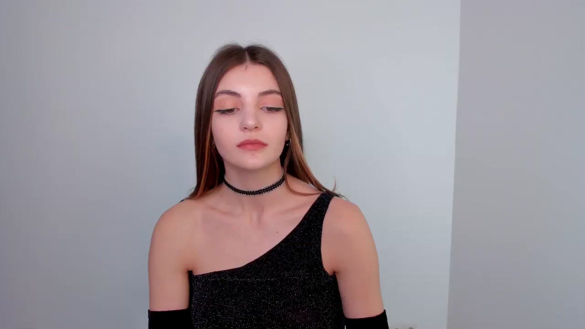 Gallery image thumbnail from HelelGretta's myfreecams stream on, 03/25/2024, 15:14 image 19 of 20