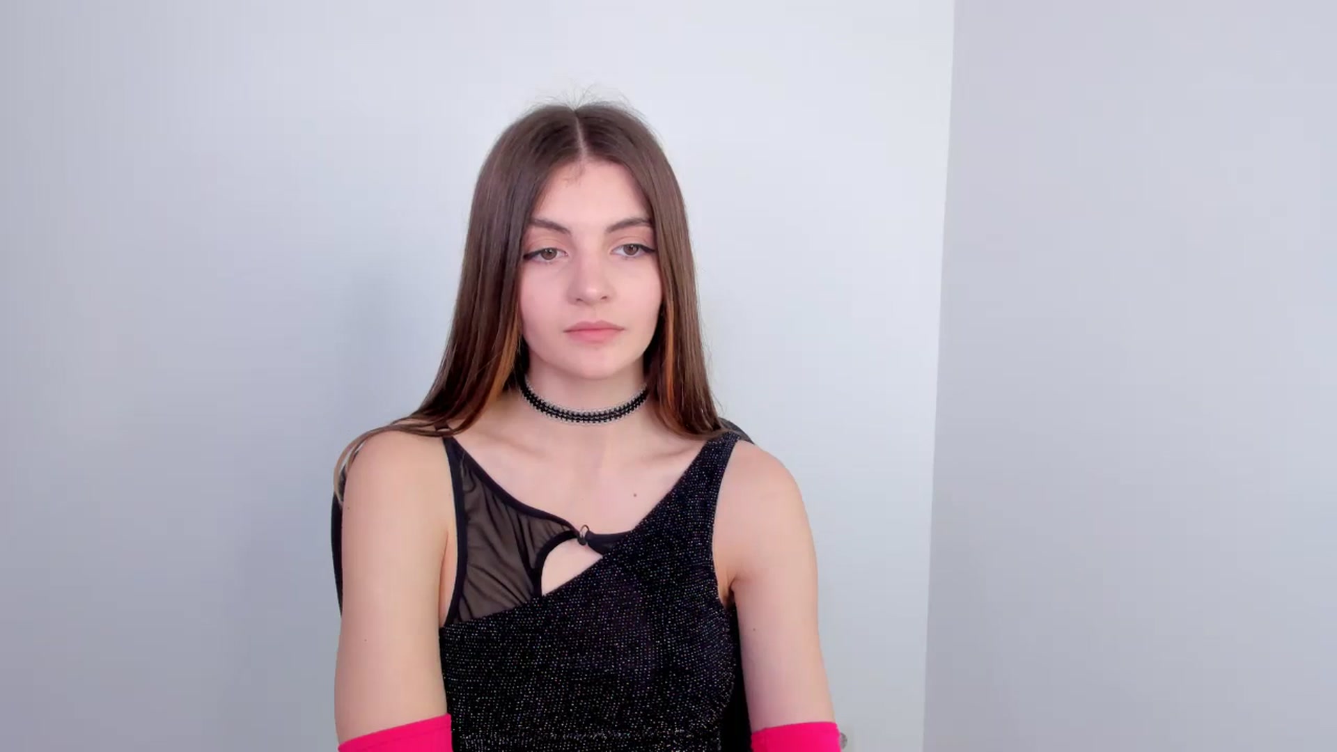 Gallery image thumbnail from HelelGretta's myfreecams stream on, 04/24/2024, 11:07 image 19 of 20