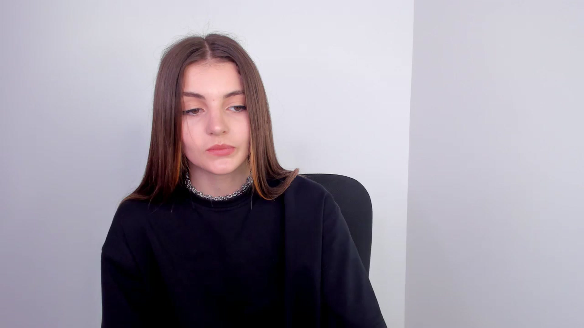 Gallery image thumbnail from HelelGretta's myfreecams stream on, 05/22/2024, 18:17 image 4 of 20