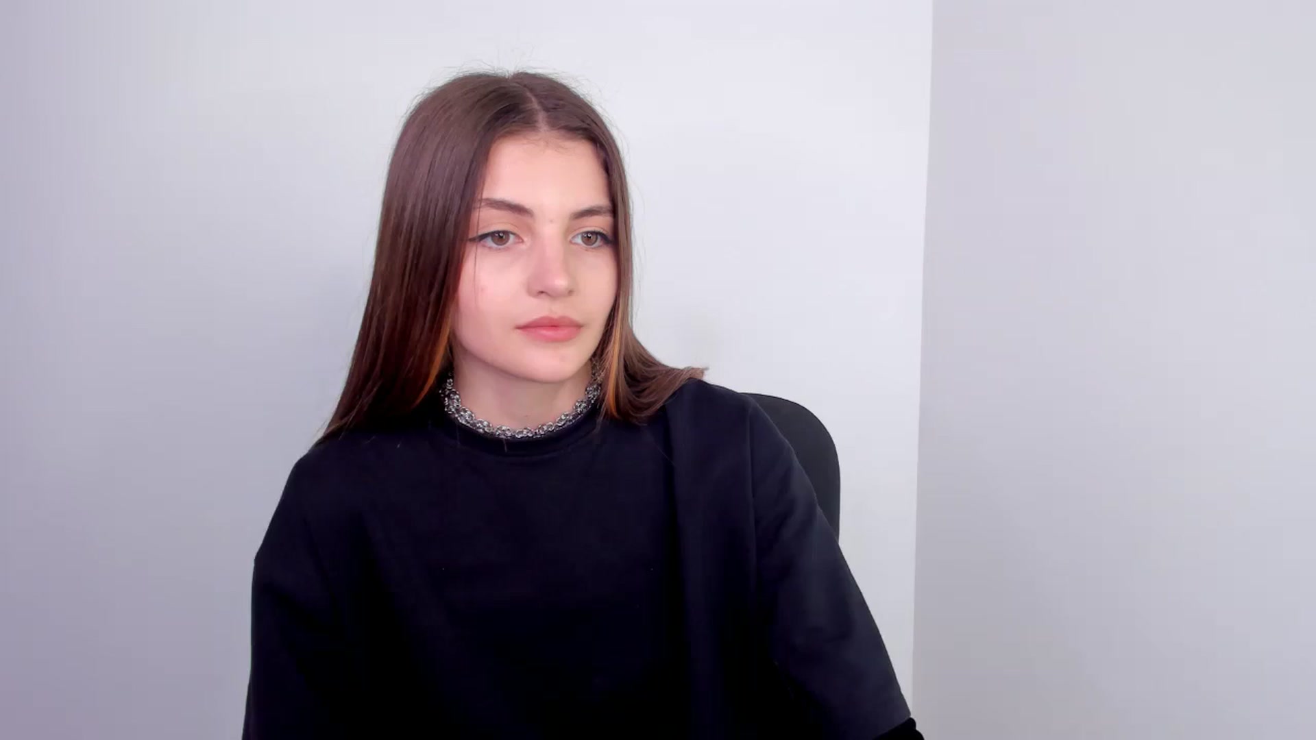 Gallery image thumbnail from HelelGretta's myfreecams stream on, 05/22/2024, 18:17 image 2 of 20