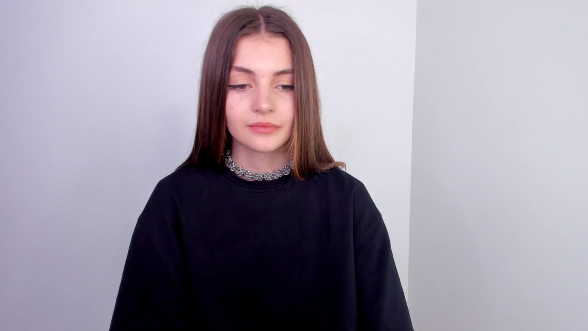 Gallery image thumbnail from HelelGretta's myfreecams stream on, 05/22/2024, 18:17 image 16 of 20
