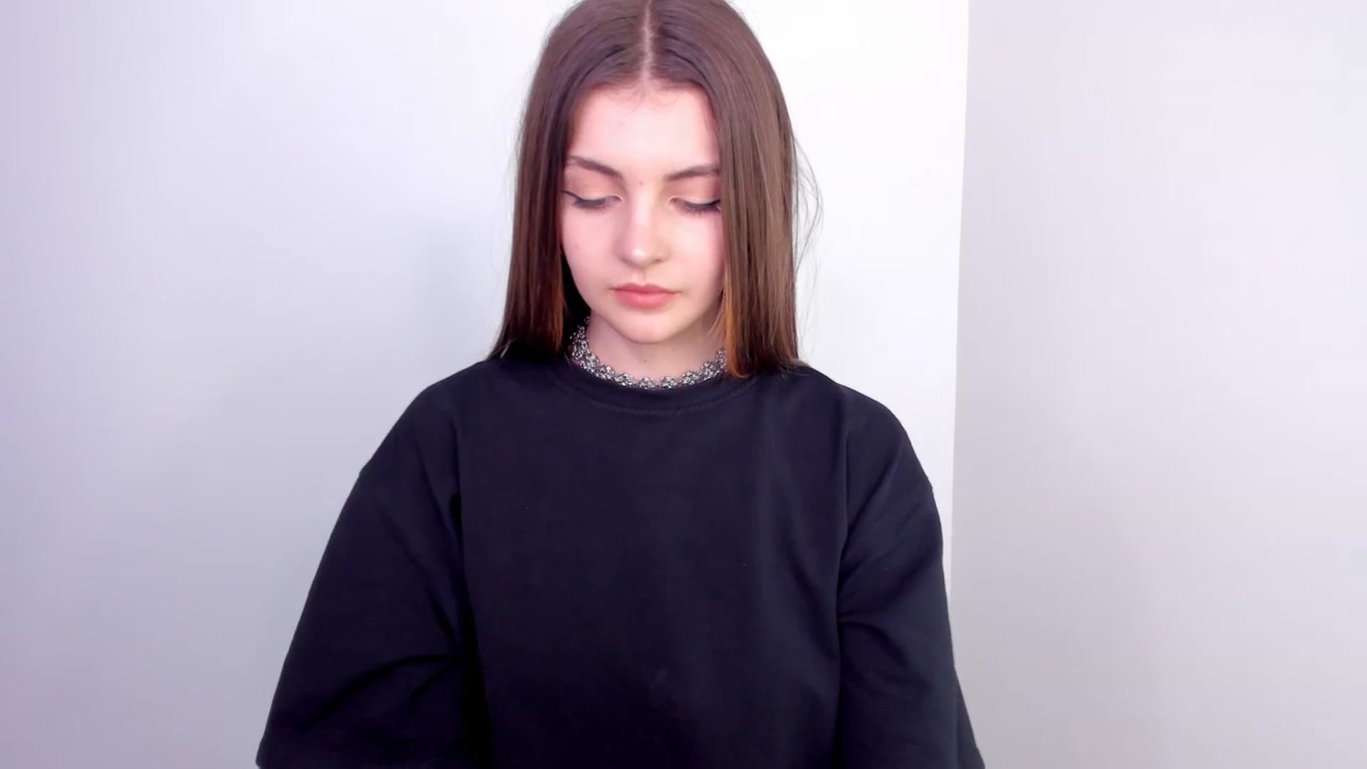 Gallery image thumbnail from HelelGretta's myfreecams stream on, 05/22/2024, 18:17 image 10 of 20