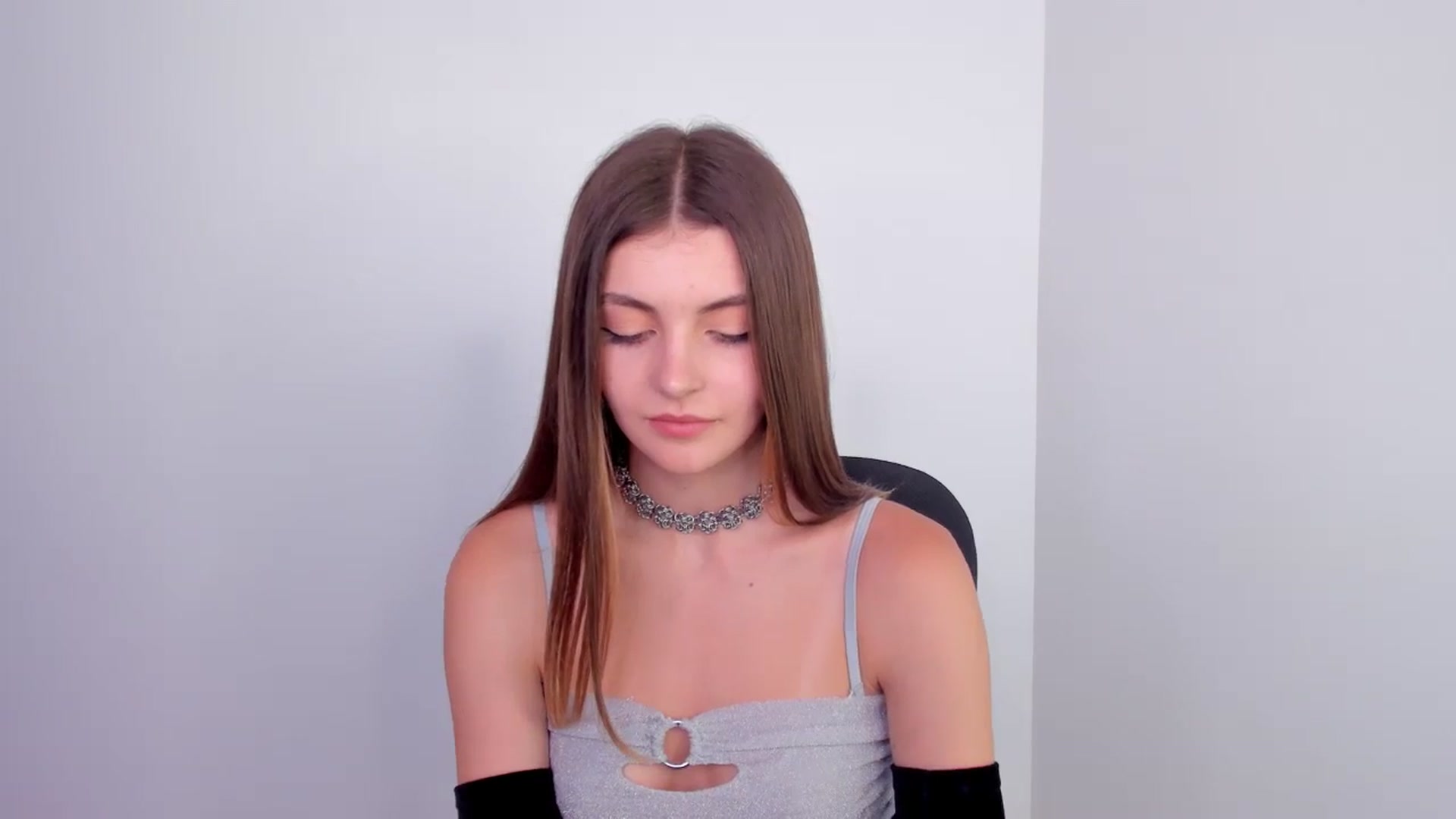 Gallery image thumbnail from HelelGretta's myfreecams stream on, 05/30/2024, 19:30 image 14 of 20