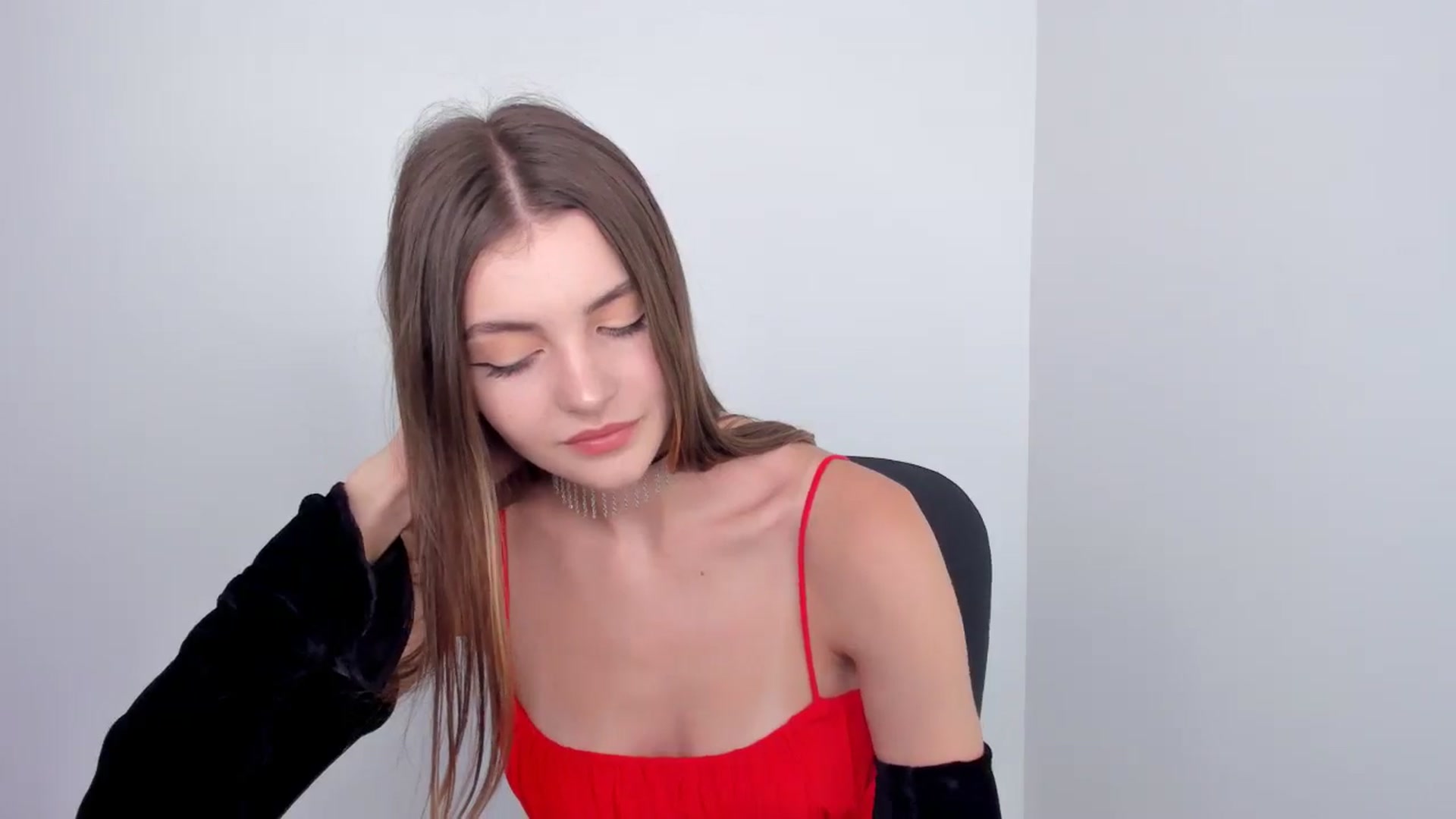 Gallery image thumbnail from HelelGretta's myfreecams stream on, 06/11/2024, 18:37 image 17 of 20