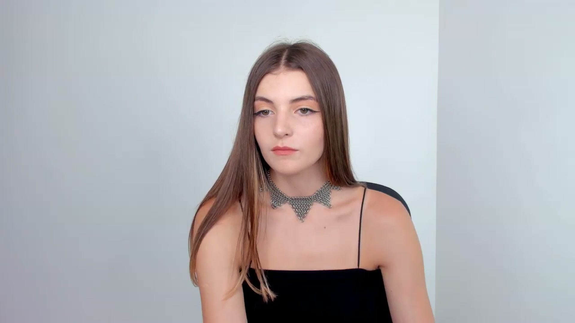 Gallery image thumbnail from HelelGretta's myfreecams stream on, 07/18/2024, 09:48 image 8 of 20