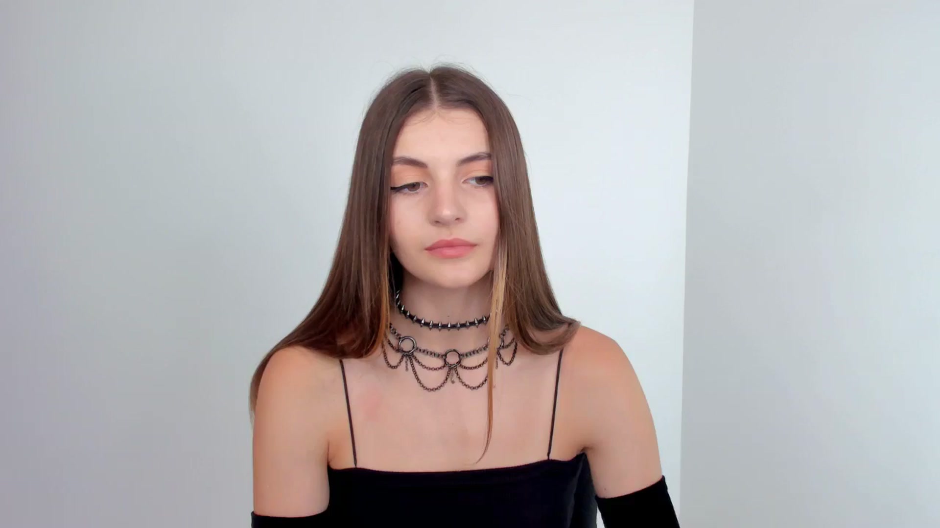 Gallery image thumbnail from HelelGretta's myfreecams stream on, 07/23/2024, 13:47 image 9 of 20