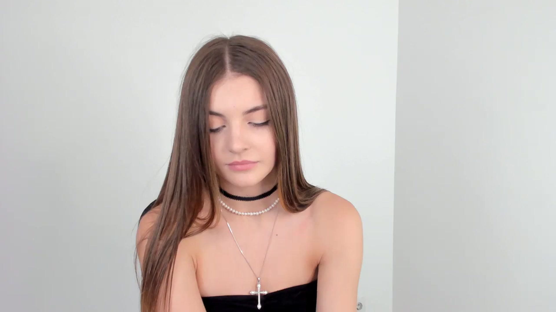 Gallery image thumbnail from HelelGretta's myfreecams stream on, 09/24/2024, 13:01 image 9 of 20