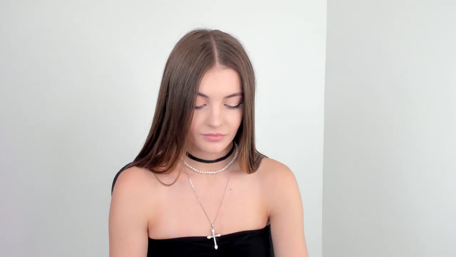 Gallery image thumbnail from HelelGretta's myfreecams stream on, 09/24/2024, 13:01 image 3 of 20