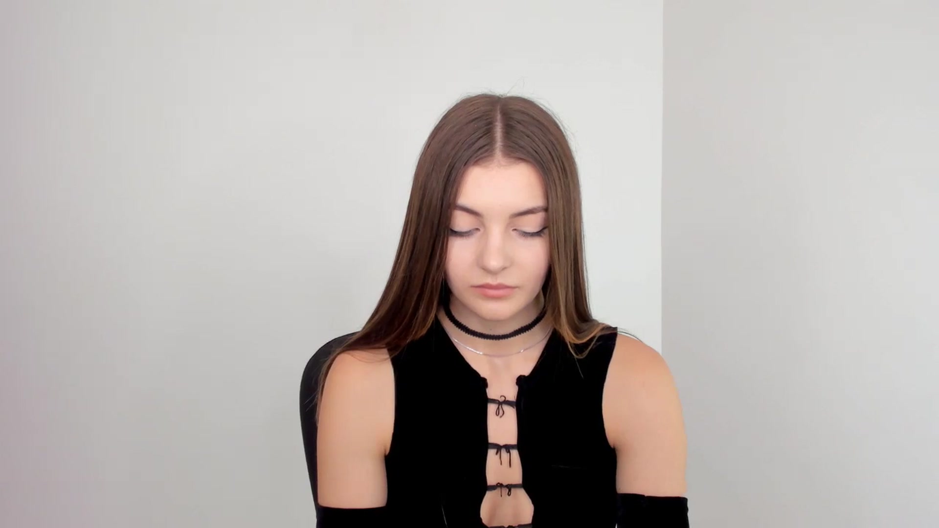 Gallery image thumbnail from HelelGretta's myfreecams stream on, 09/30/2024, 11:59 image 9 of 20