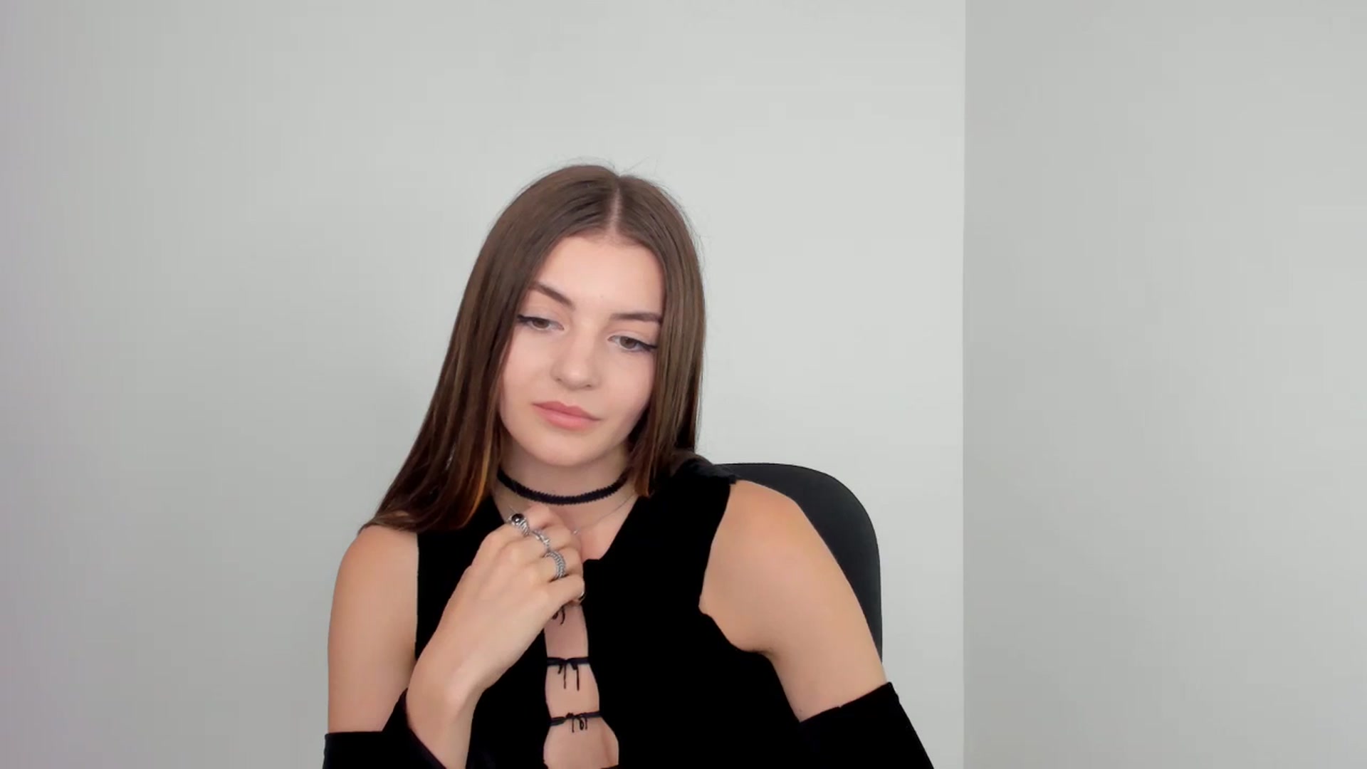 Gallery image thumbnail from HelelGretta's myfreecams stream on, 09/30/2024, 11:59 image 19 of 20