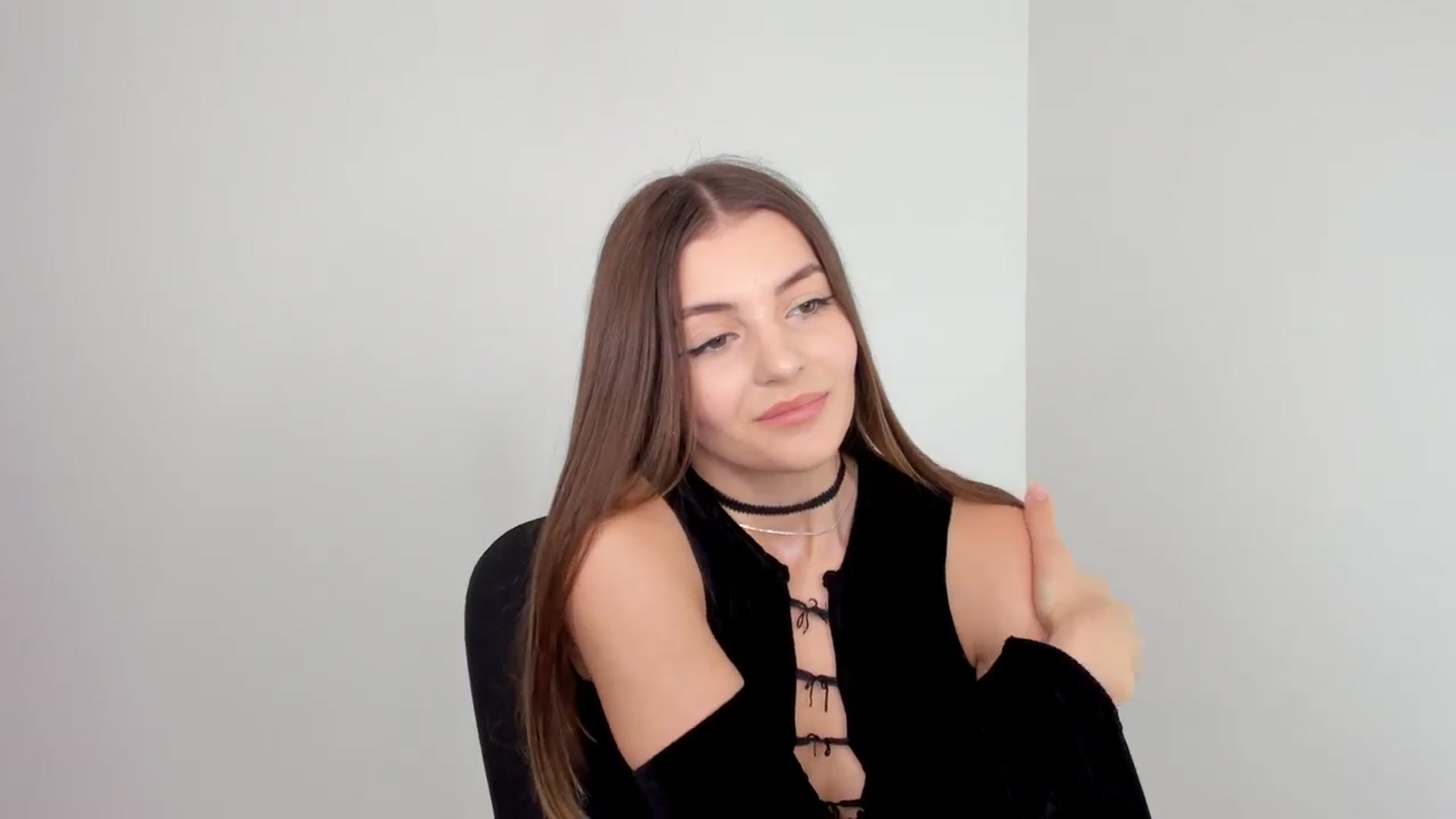 Gallery image thumbnail from HelelGretta's myfreecams stream on, 09/30/2024, 11:59 image 11 of 20