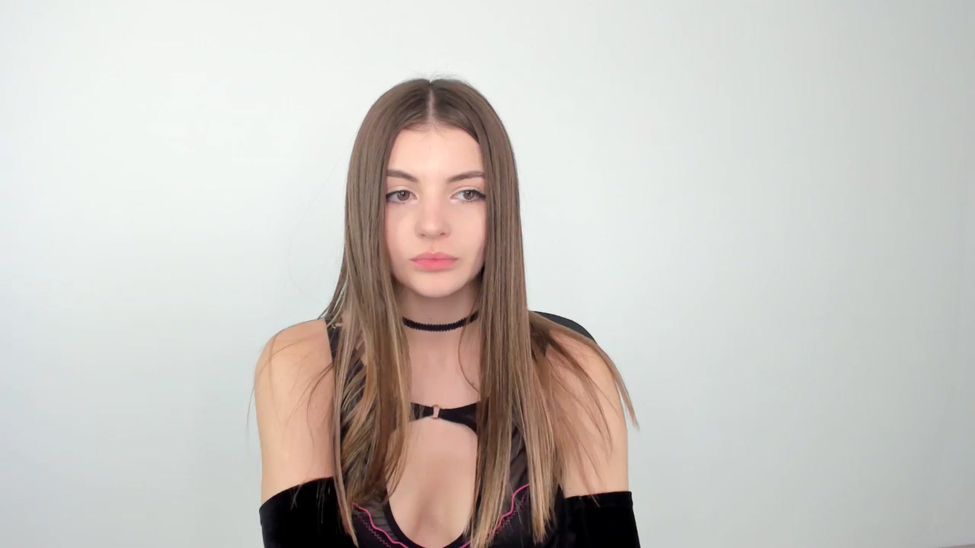 Gallery image thumbnail from HelelGretta's myfreecams stream on, 11/27/2024, 08:25 image 15 of 20