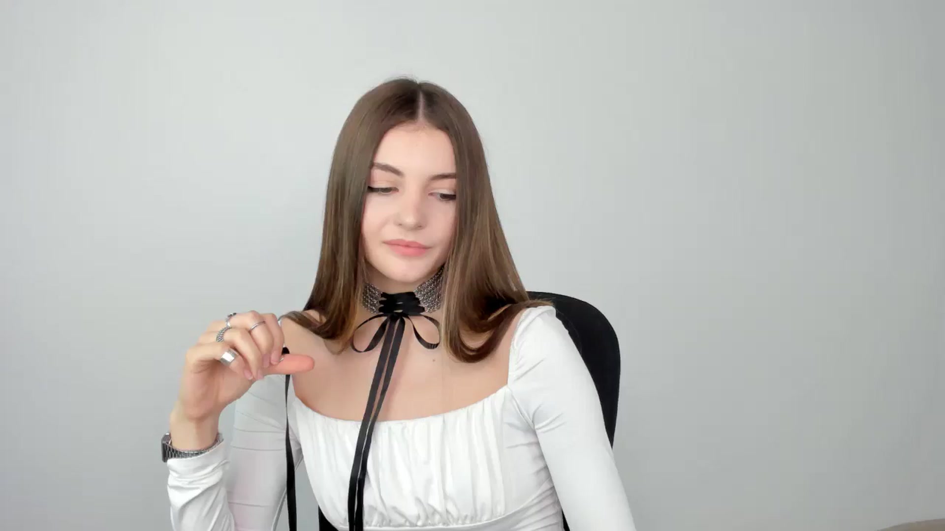 Gallery image thumbnail from HelelGretta's myfreecams stream on, 11/29/2024, 02:42 image 15 of 20