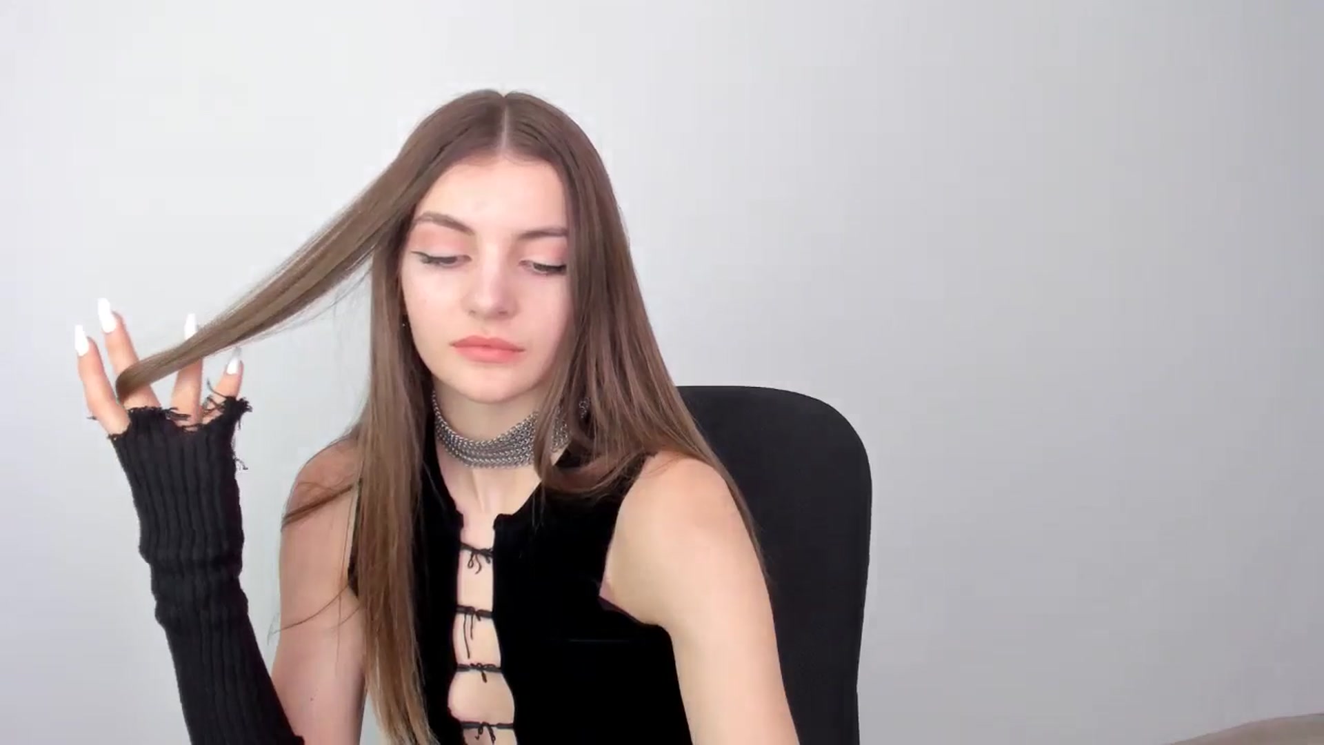 Gallery image thumbnail from HelelGretta's myfreecams stream on, 03/17/2025, 13:39 image 19 of 20