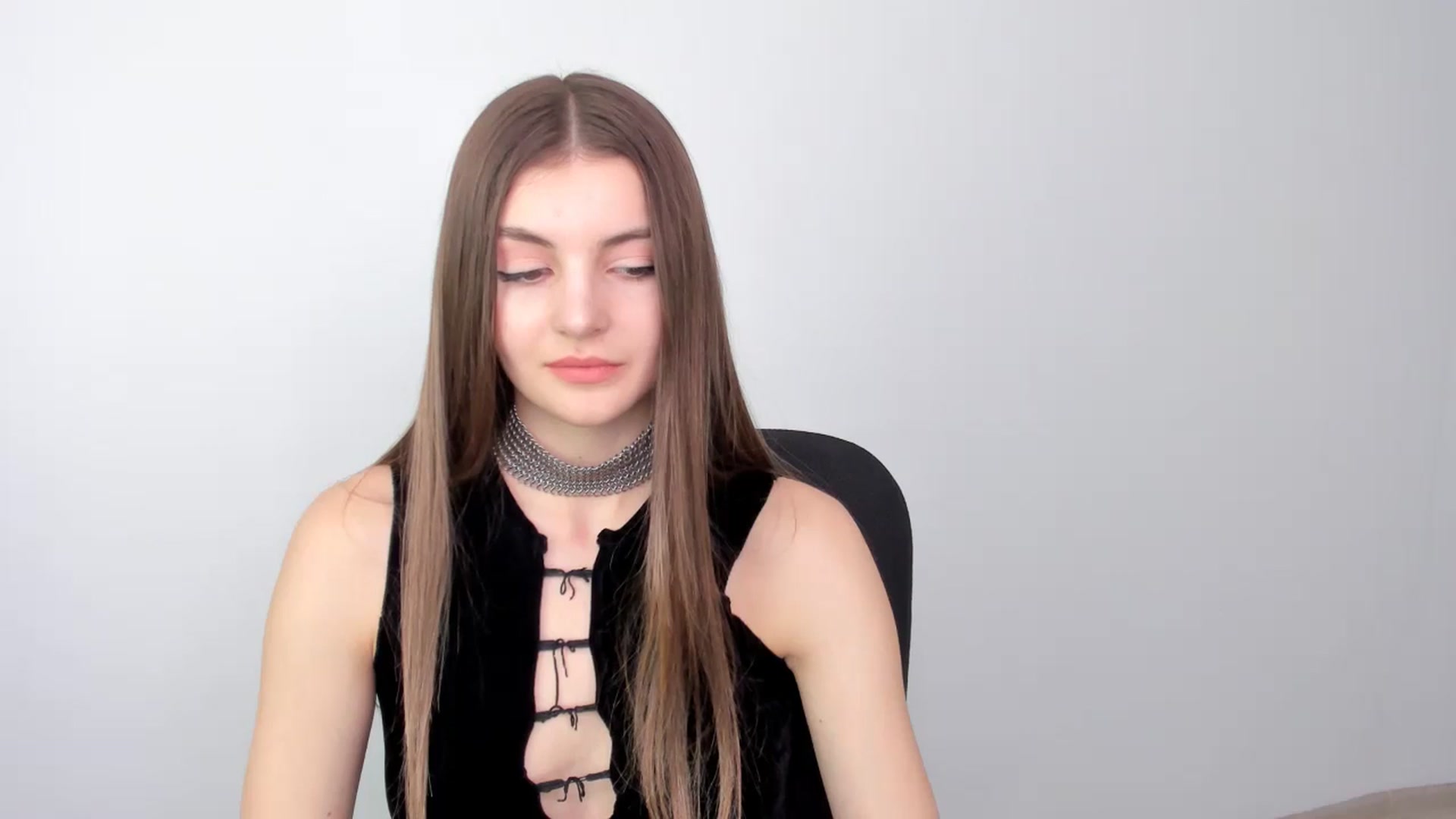 Gallery image thumbnail from HelelGretta's myfreecams stream on, 03/17/2025, 13:39 image 11 of 20
