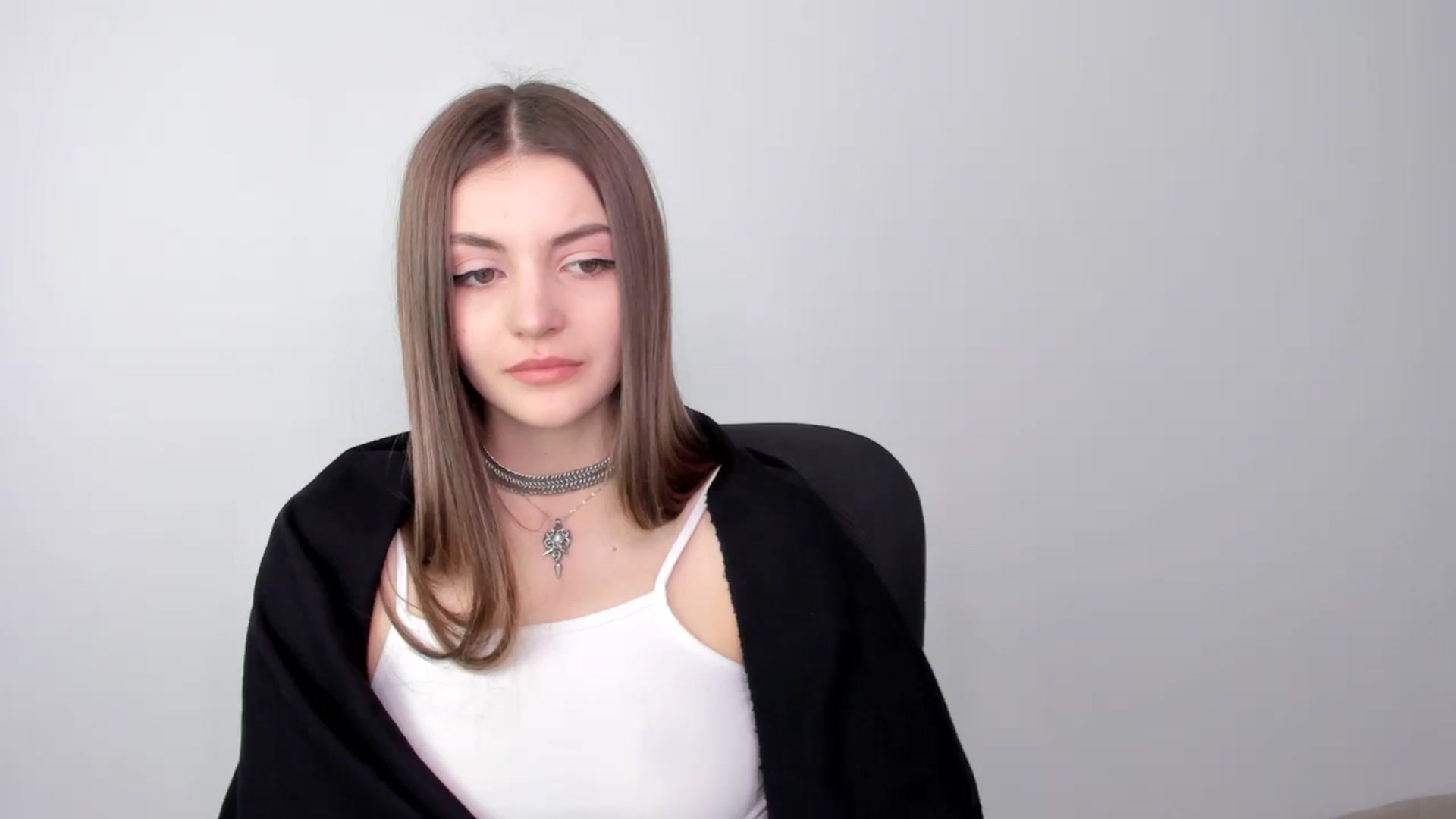 Gallery image thumbnail from HelelGretta's myfreecams stream on, 03/19/2025, 13:03 image 11 of 20