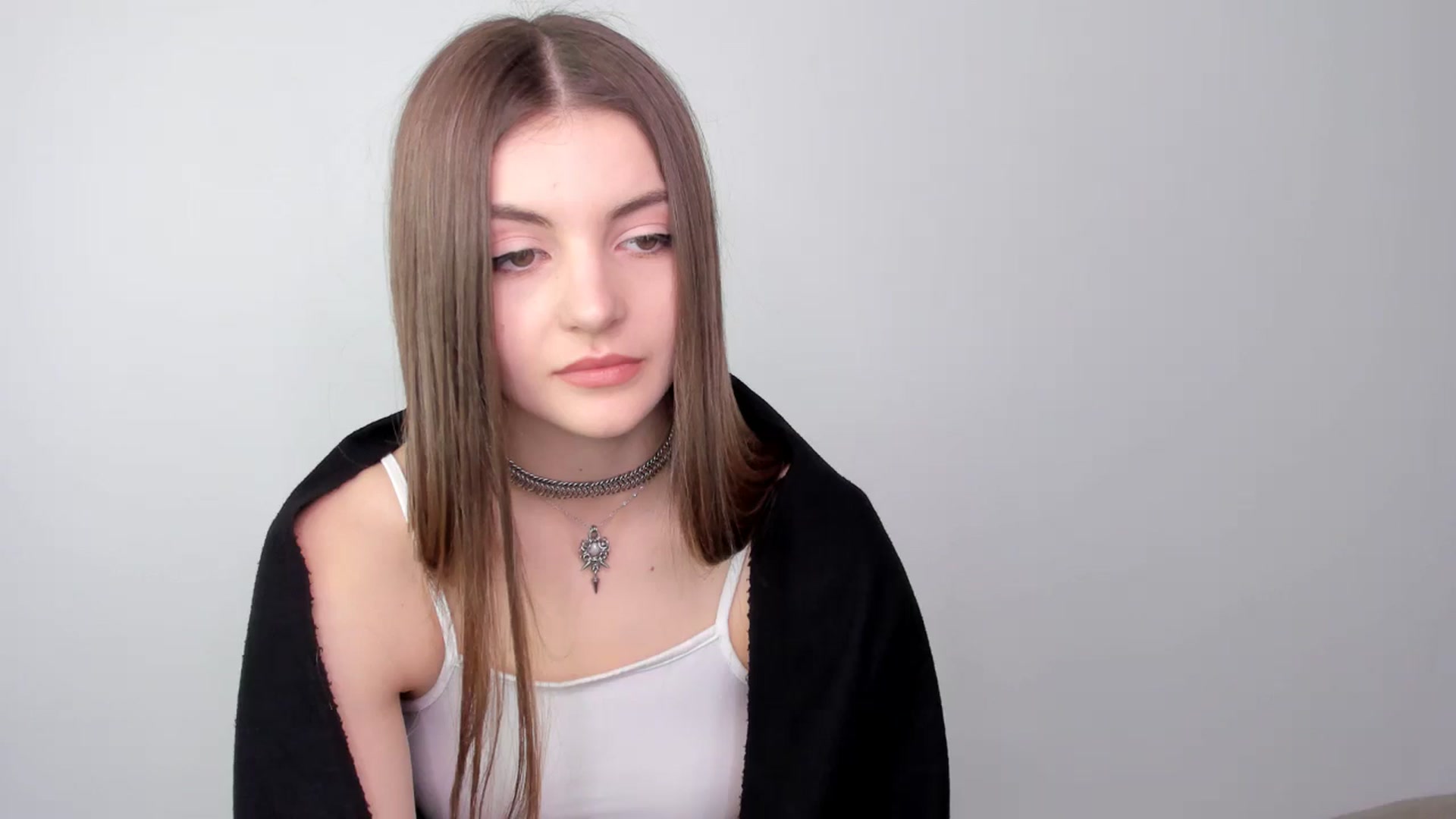 Gallery image thumbnail from HelelGretta's myfreecams stream on, 03/19/2025, 13:03 image 13 of 20