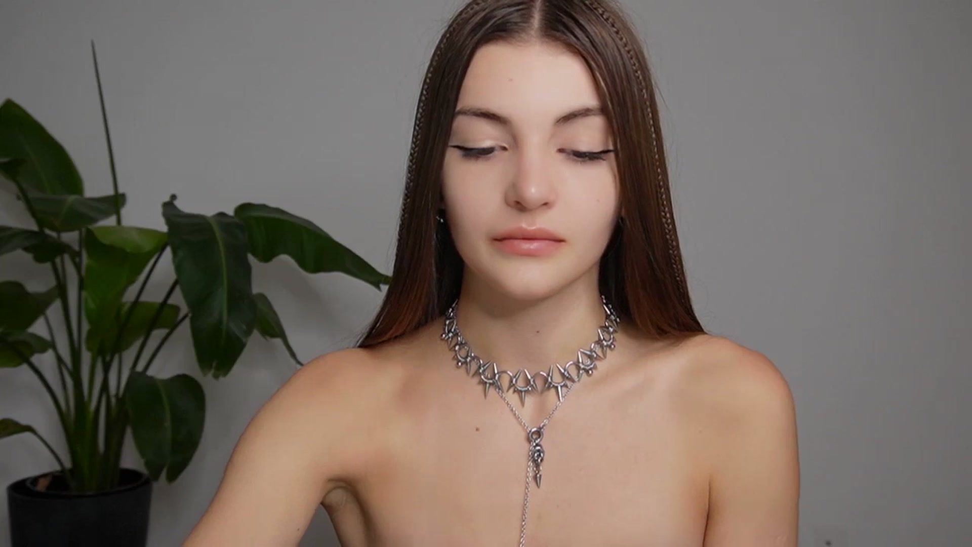 Gallery image thumbnail from HelelGretta's myfreecams stream on, 08/20/2025, 20:46 image 12 of 20